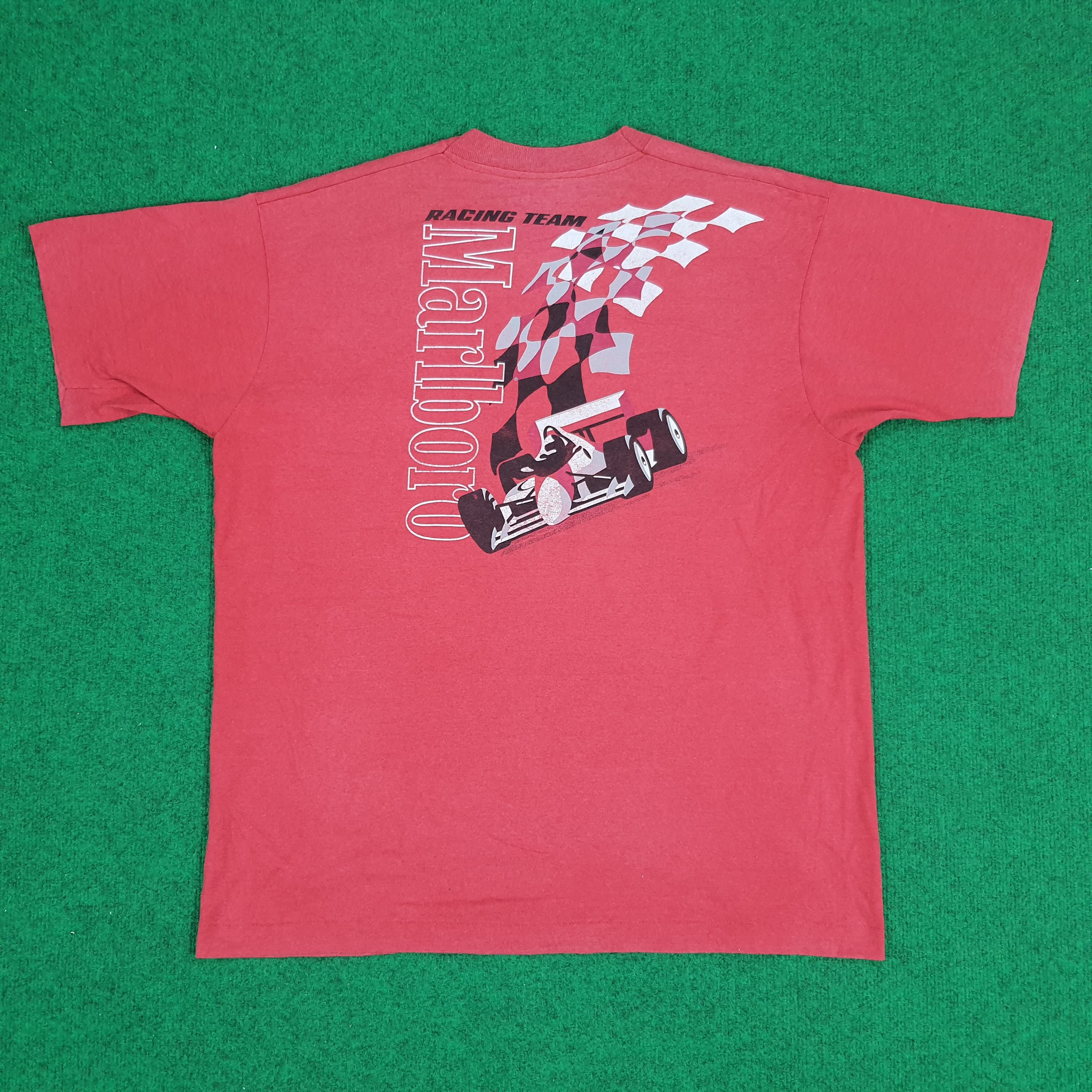 Marlboro × Vintage Vintage Marlboro Racing Team Motorsports Tshirt Size US XL / EU 56 / 4 - 1 Thumbnail