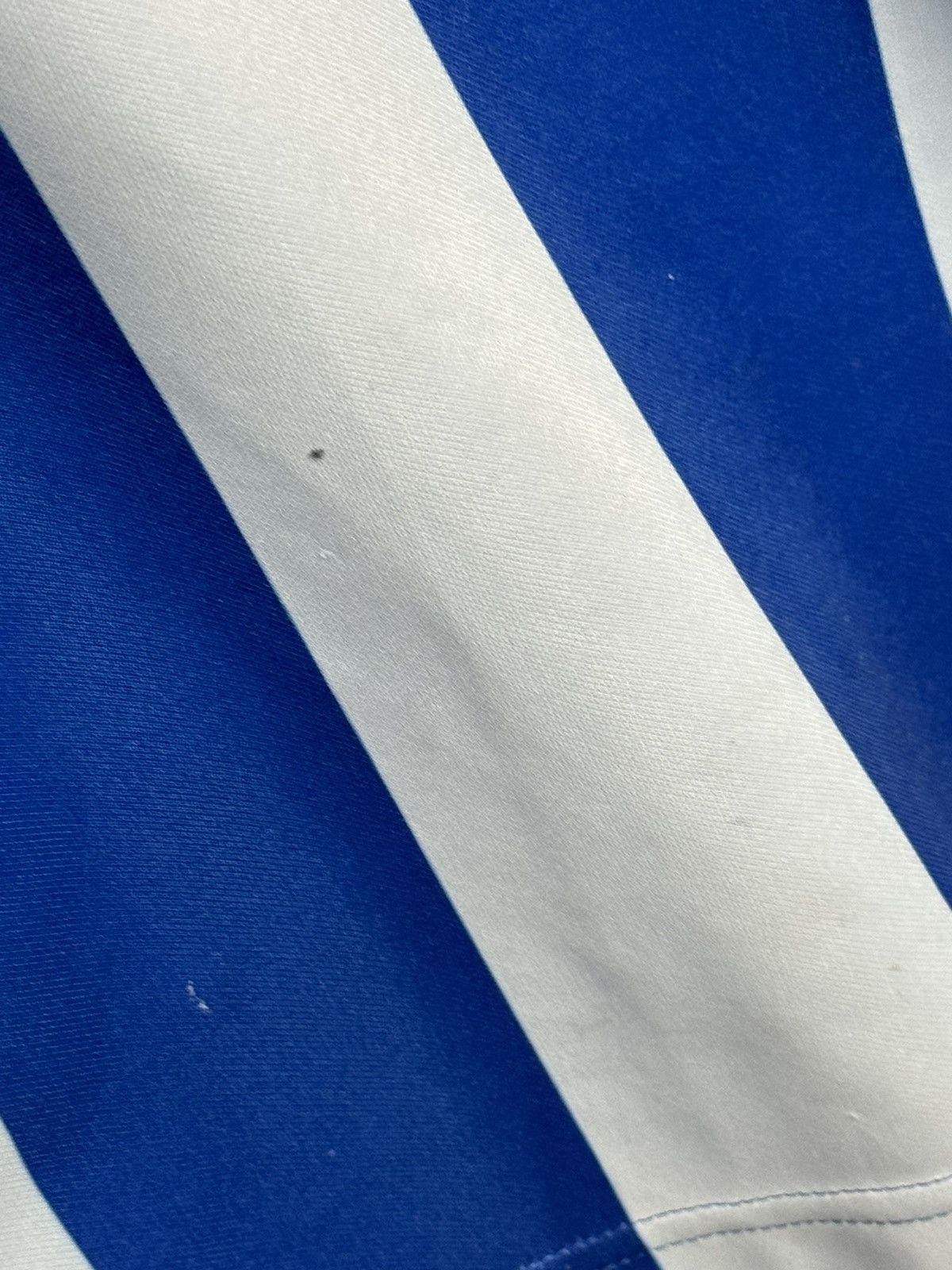 Diadora Sheffield Wednesday 03/05 Home Football Jersey Size US M / EU 48-50 / 2 - 8 Thumbnail