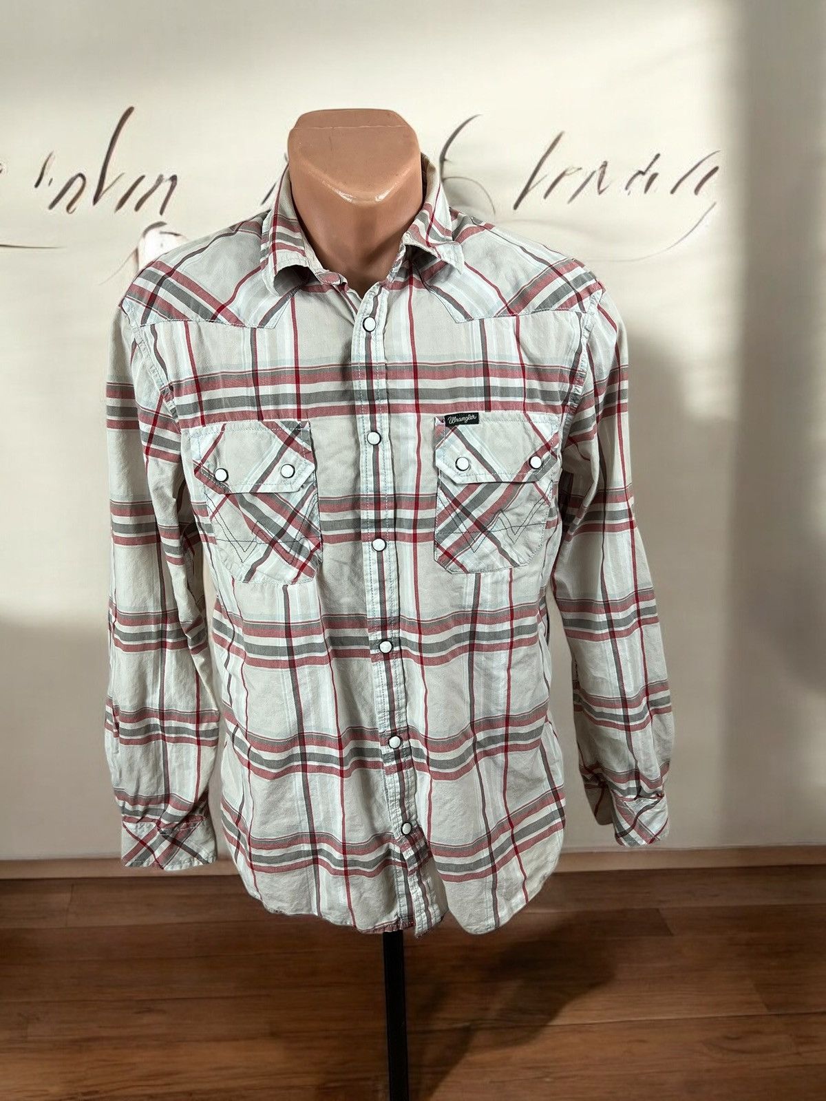 Wrangler Wrangler Men’s Checked shirt Regular Fit size M Size US M / EU 48-50 / 2 - 1 Thumbnail