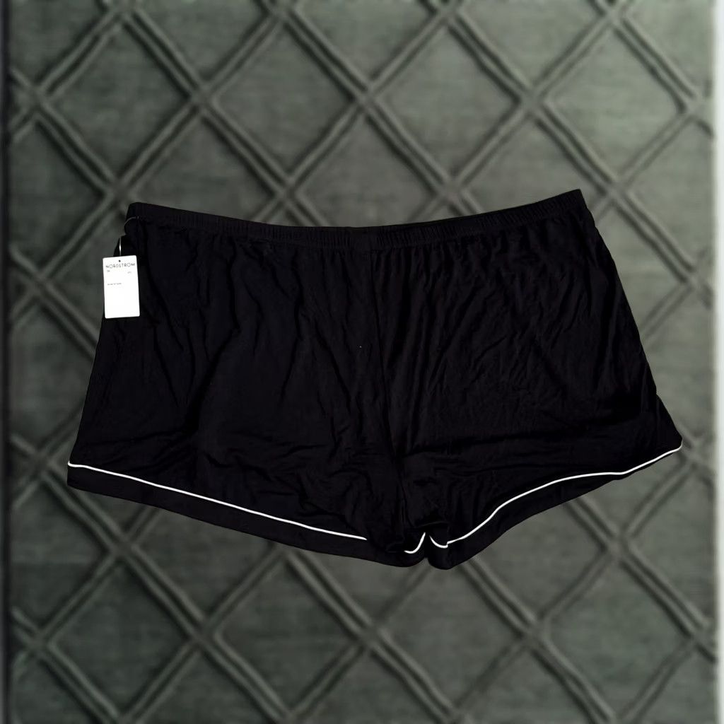 Nordstrom Nordstrom Lounge Shorts 3X Black Pull On Lightweight NWT Plus Women Loungewear Elastic Waist Stretchy Kn Modal Spandex Size 40" / US 18 - 1 Thumbnail