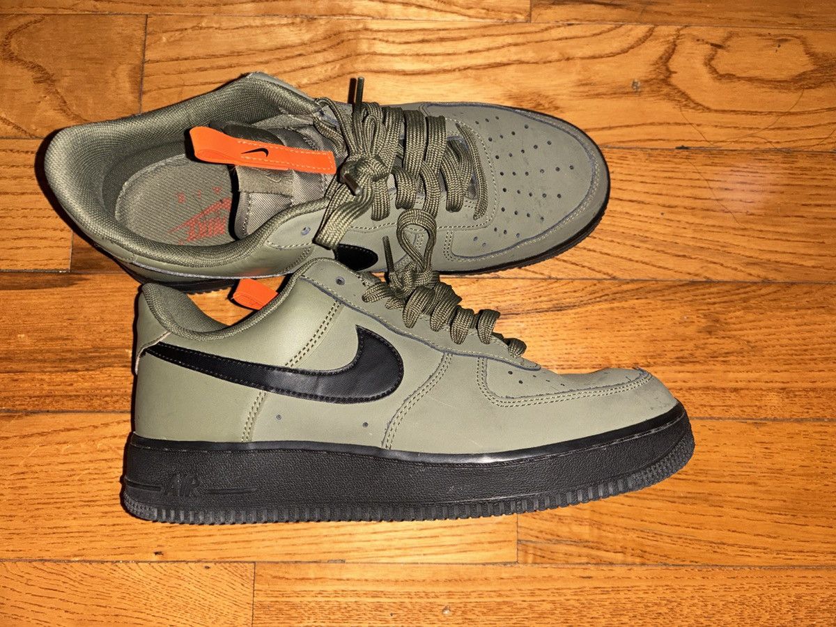 Nike Nike Air Force 1s Size US 8 / EU 41 - 1 Thumbnail