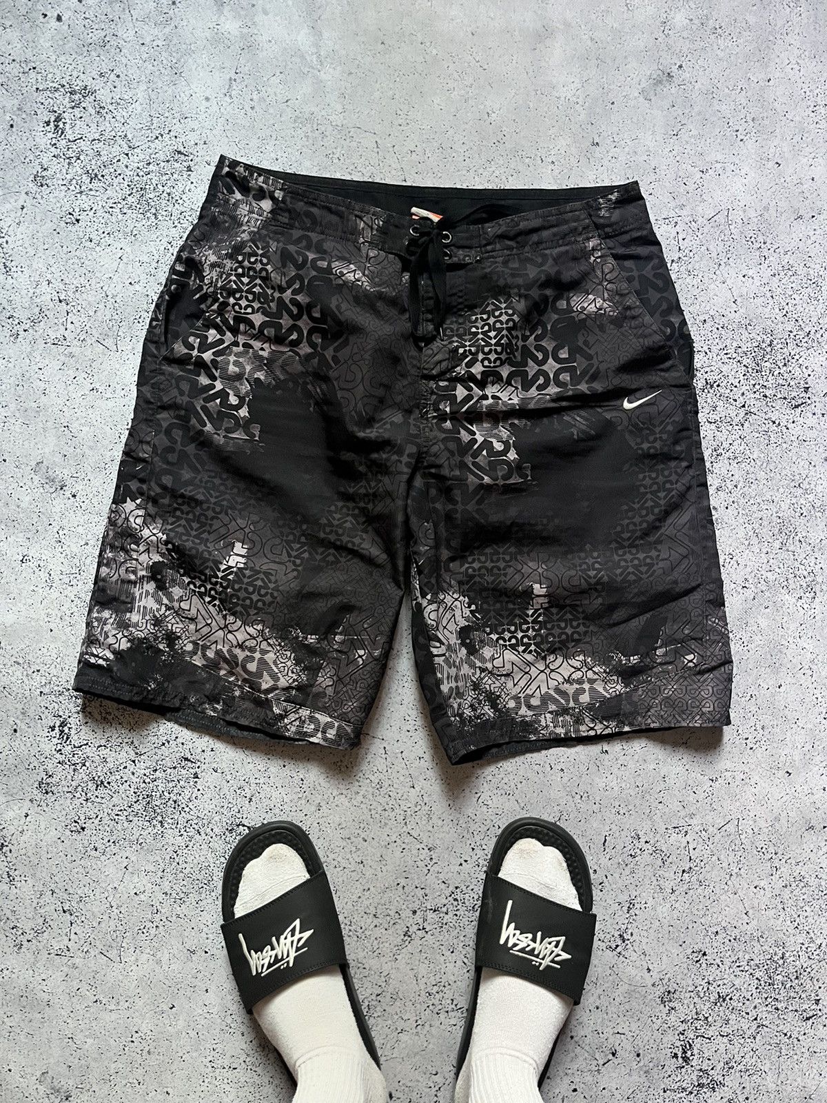 Nike × Vintage Vintage Nike Shorts Mini Swoosh Monogram Y2K USA Swimwear Size US 32 / EU 48 - 1 Thumbnail