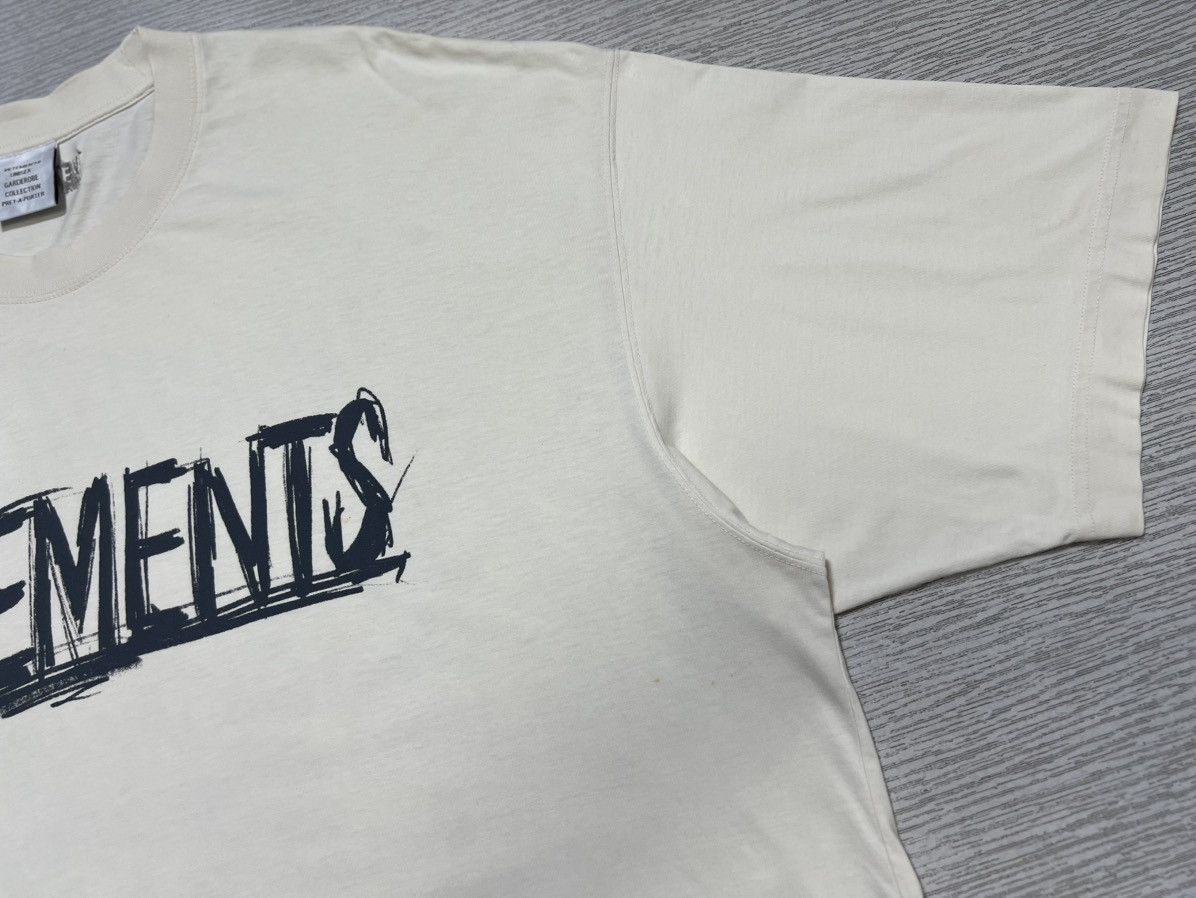 Vetements Vetements - World Tour Logo Oversized T-Shirt Size US XS / EU 42 / 0 - 8 Thumbnail