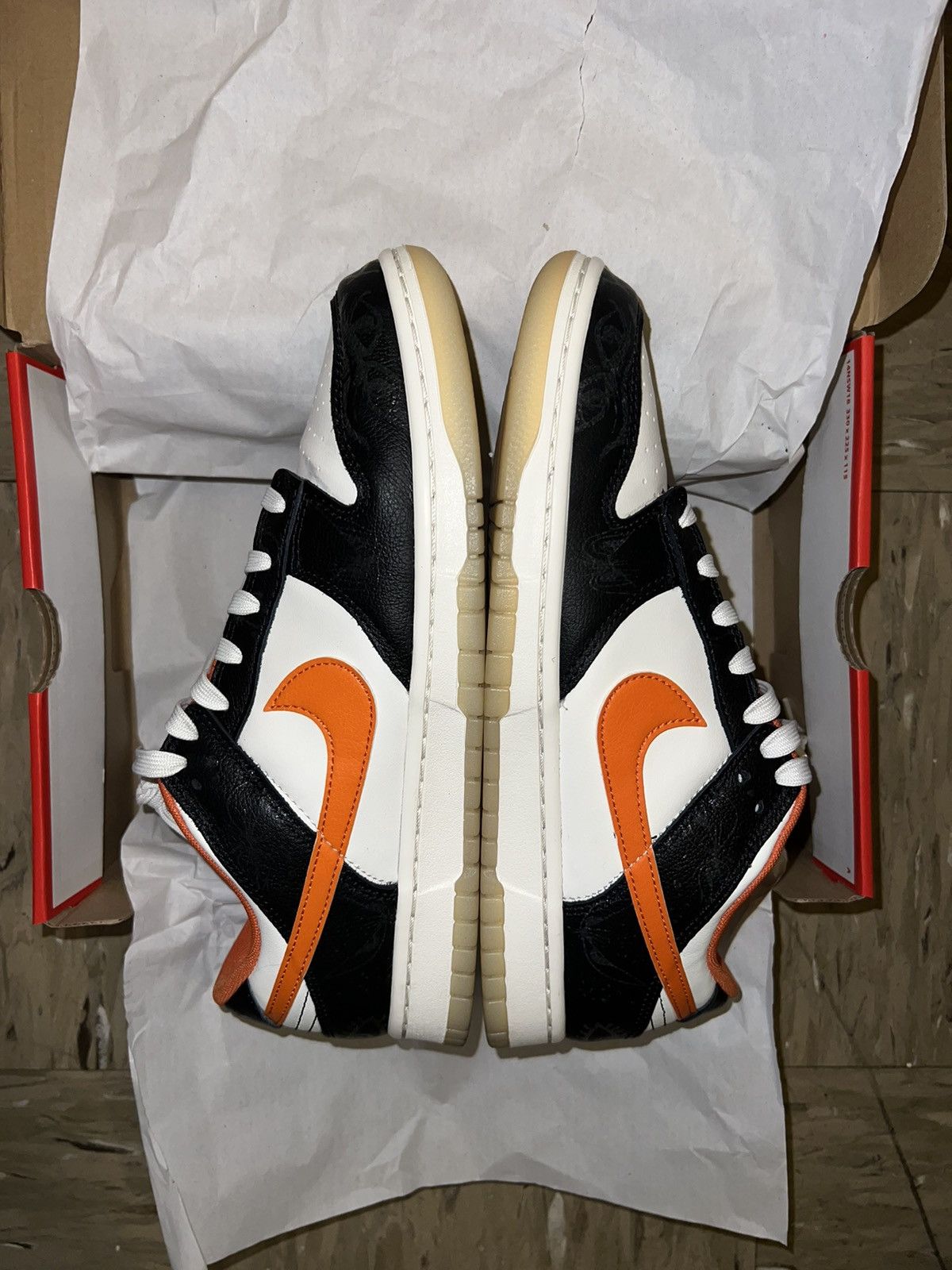 Nike Nike Dunk Low PRM Halloween 2021 Size US 10 / EU 43 - 4 Thumbnail