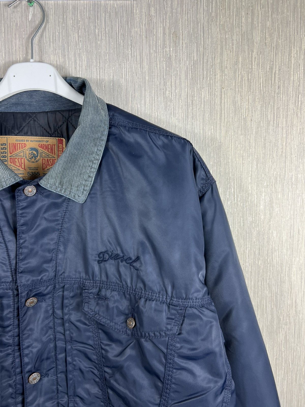 Diesel Vintage 90s Diesel denver navy cropped nylon jacket italy Size US L / EU 52-54 / 3 - 3 Thumbnail