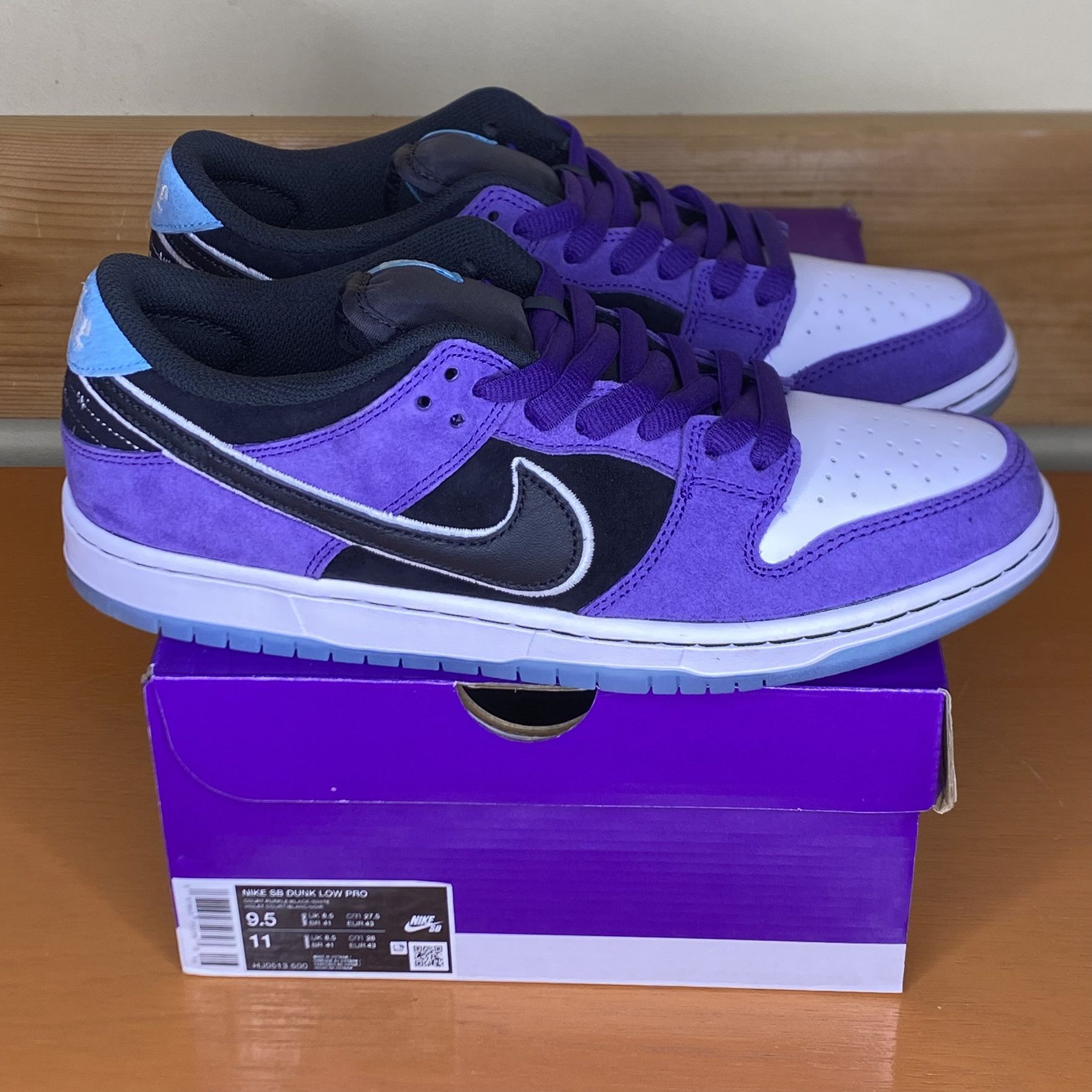 Nike SB NIKE SB x HAYLEY WILSON DUNK LOW Size US 9.5 / EU 42-43 - 1 Thumbnail