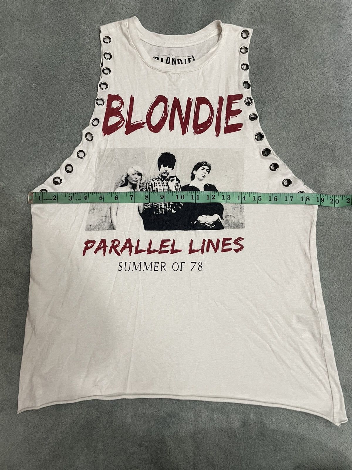 Band Tees RARE BLONDIE PARALLEL LINES SUMMER OF 78 SLEEVELESS Size US S / EU 44-46 / 1 - 7 Thumbnail