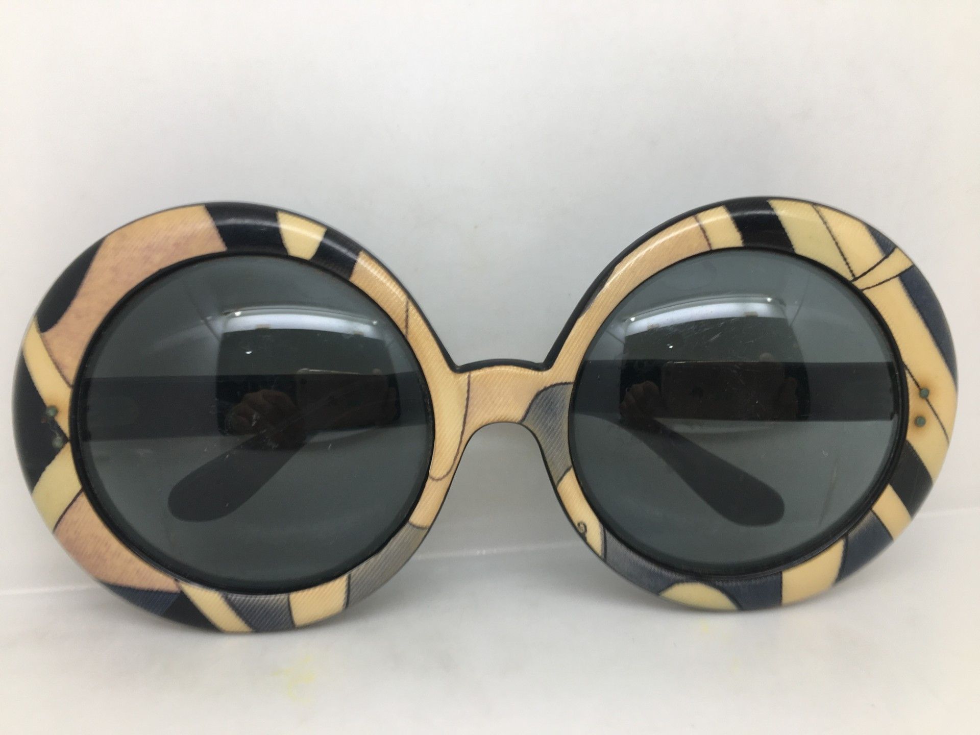 Emilio Pucci '69 MOD EMILIO PUCCI VINTAGE ROUND JACKIE O style Sunglasses Size ONE SIZE - 9 Thumbnail