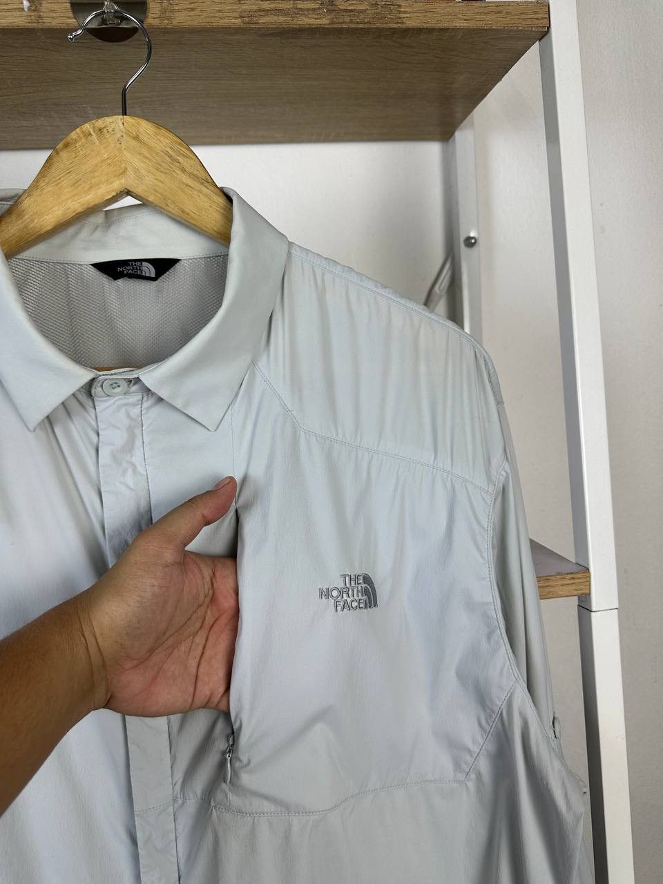 The North Face The North Face Long Sleeve Shirts (PIT 24.5) Size US L / EU 52-54 / 3 - 3 Thumbnail