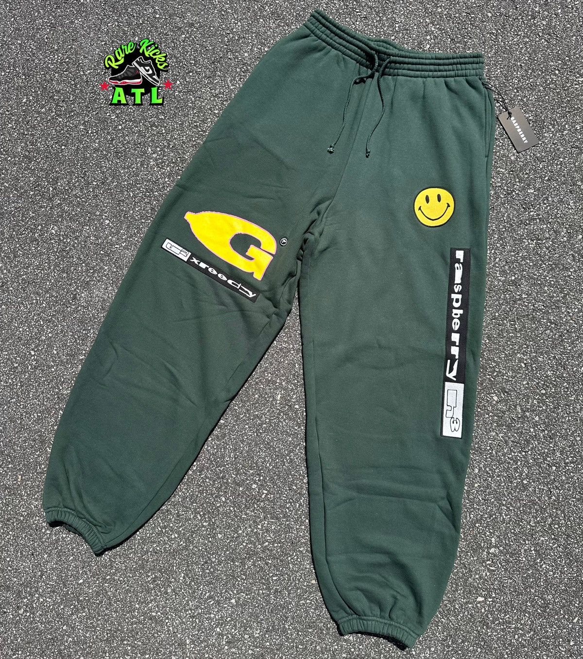 The GV Gallery Raspberry Hills x Greedy Unit Baggy Sweatpants Size Medium Size US 36 / EU 52 - 1 Thumbnail