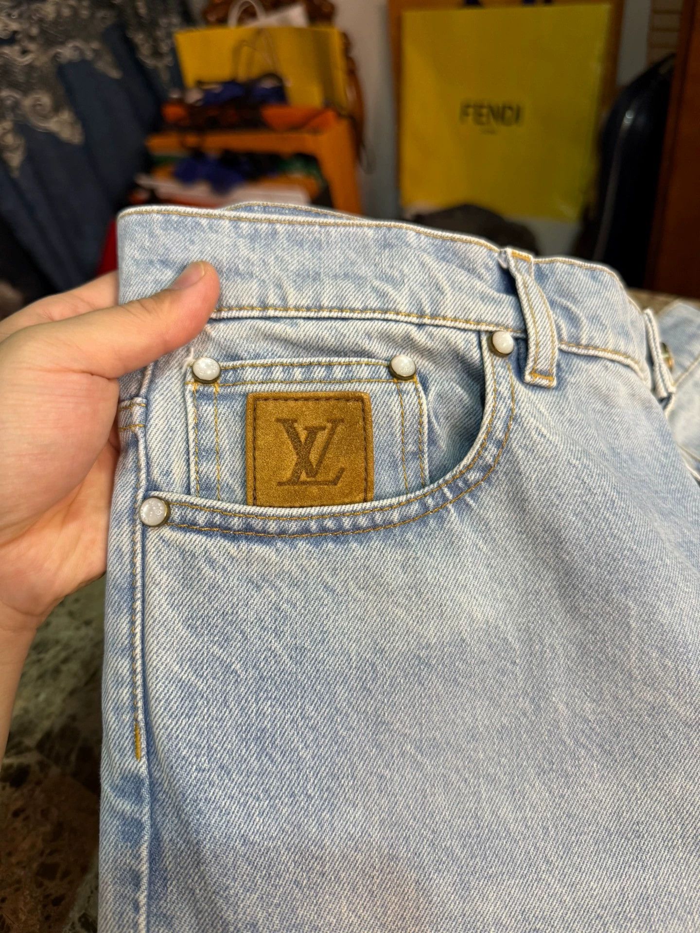 Louis Vuitton LV Bootcut Jeans 32W New Back Logo Embroidery Suede Size US 32 / EU 48 - 4 Thumbnail