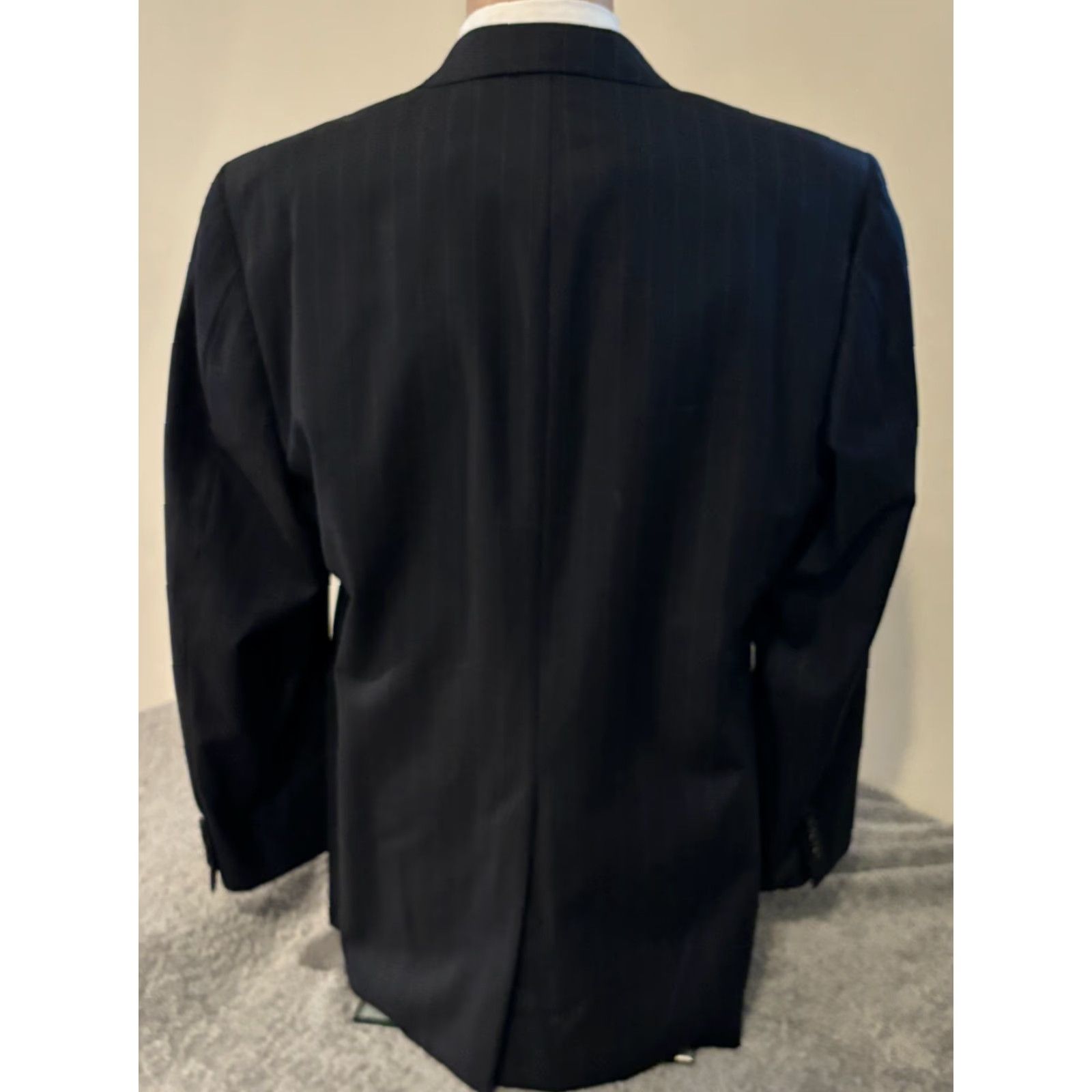 Vintage Hickey Freeman Loro Piana 100% Wool Black Striped Blazer Sport Jacket 44R Mens Blazer Regular Notch Two-Button Jacket Front Vented Size 44R - 2 Thumbnail