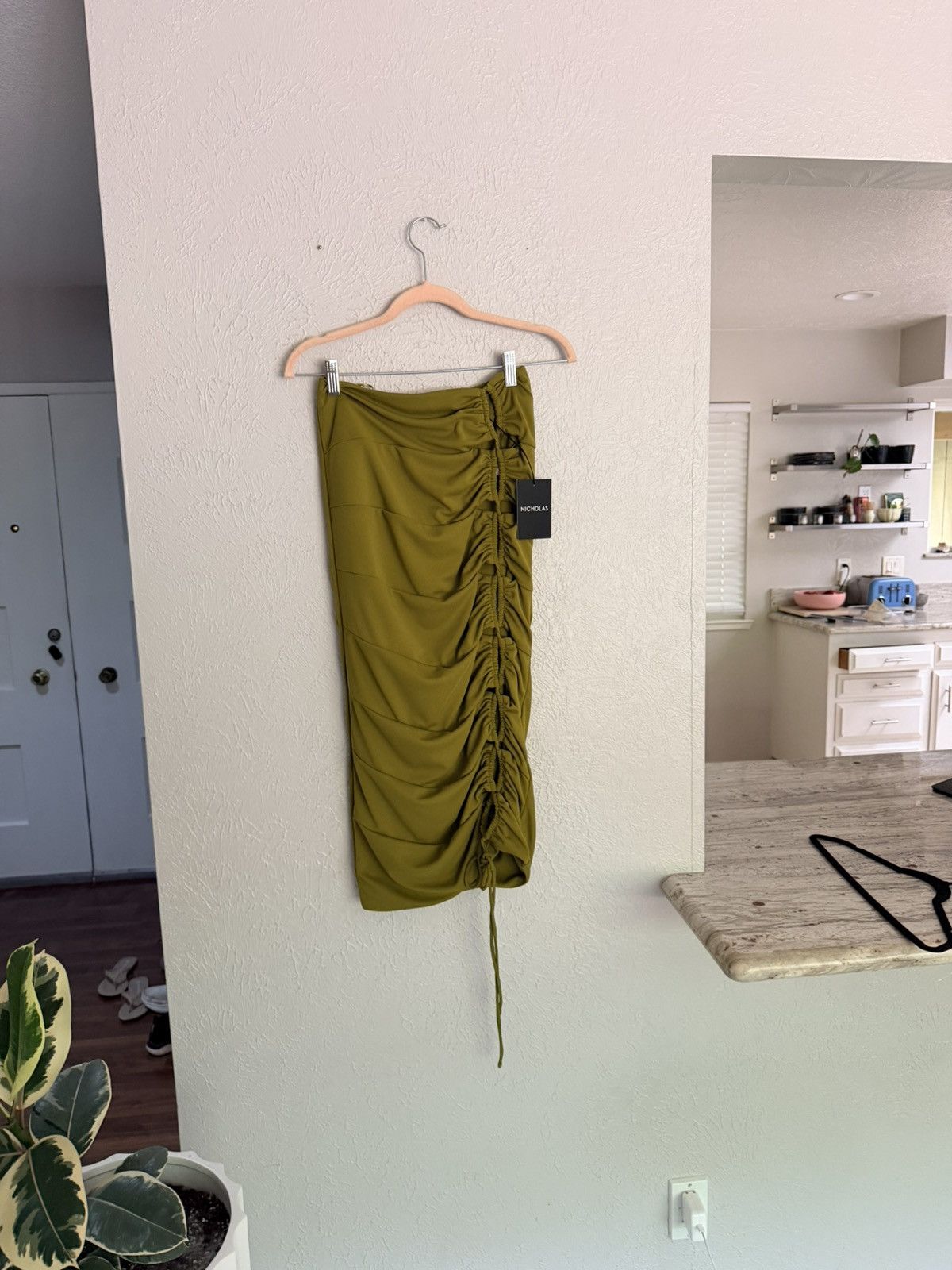 NICHOLAS Nicholas Pauline cutout bodycon ruched midi skirt 2 NWT Size 26" / US 2 / IT 38 - 6 Thumbnail