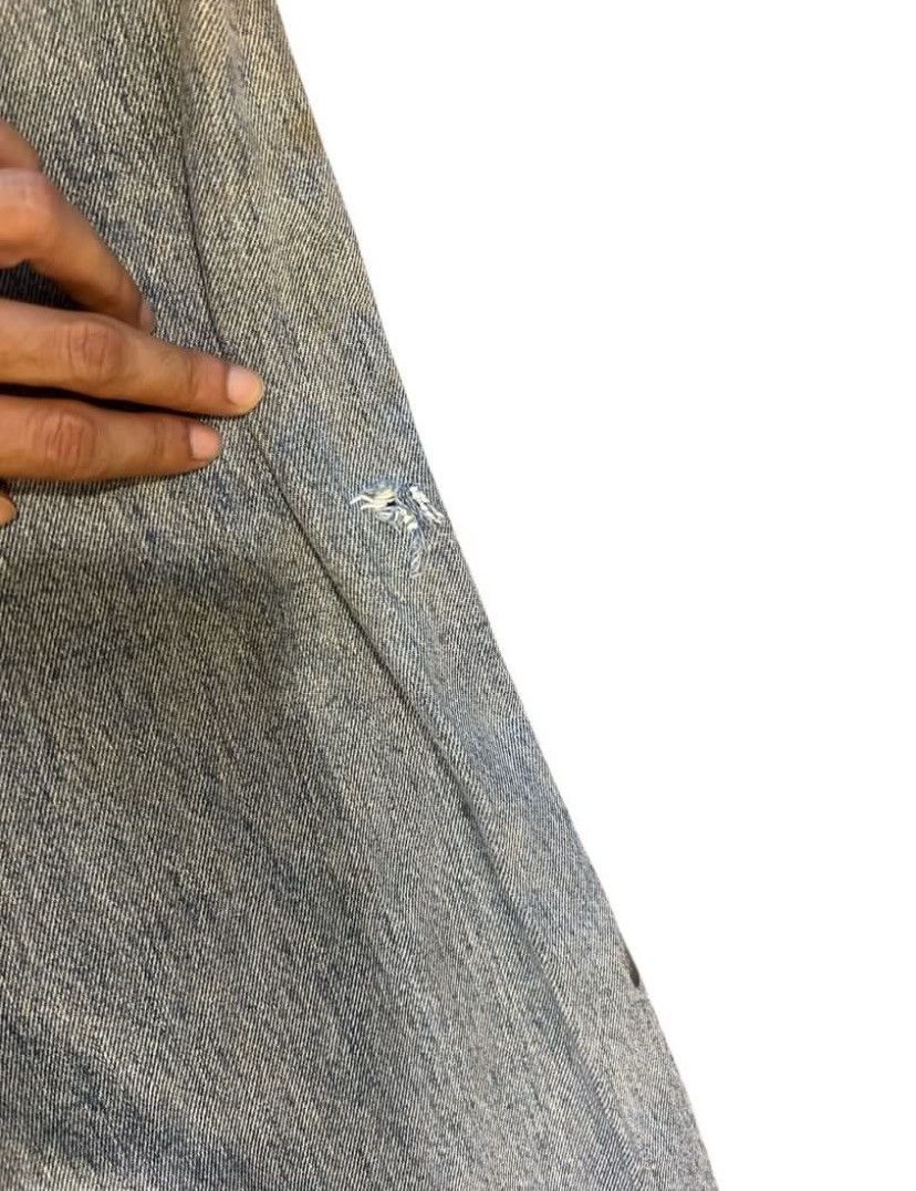 Levi's Disstressed Jeans Levis 501/ Workwear / Button Fly /Street Size US 39 - 6 Thumbnail