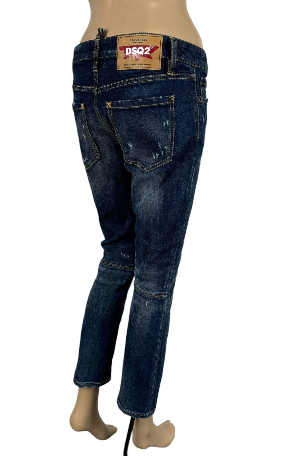 Dsquared2 Dsquared2 Runway Rlare Cropped Jeans size 40 Size 27" / US 4 / IT 40 - 1 Thumbnail