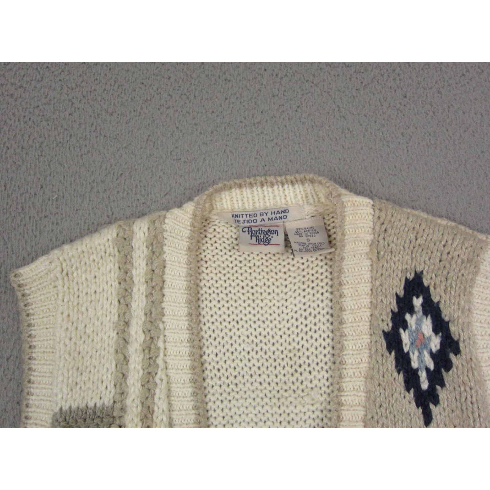 Vintage VINTAGE Huntington Ridge Sweater Vest Womens S Ivory Fair Isle Knit V-Neck 90s Retro Casual Size S / US 4 / IT 40 - 3 Thumbnail