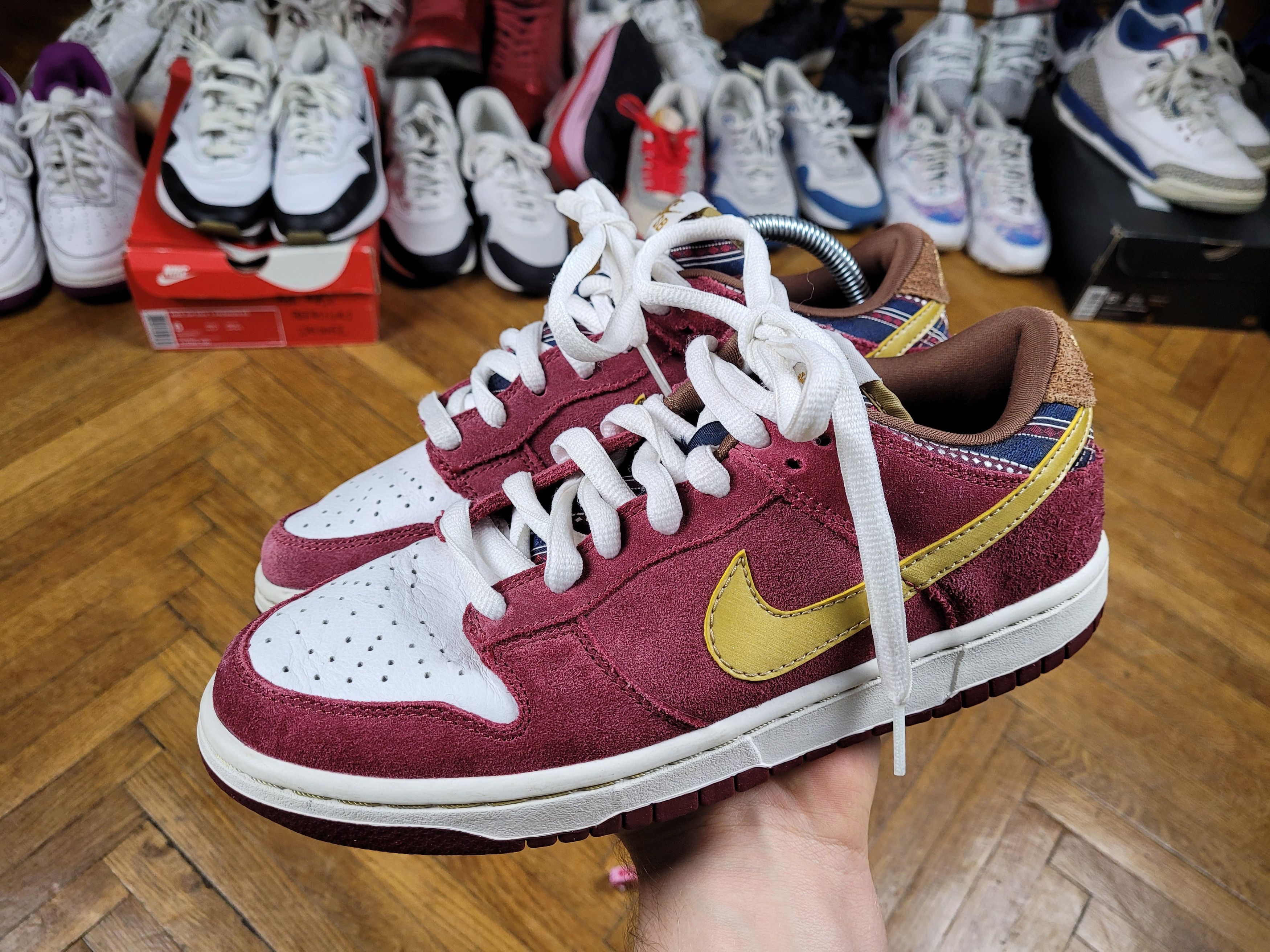 Nike 2009 Nike SB Dunk Low Anchorman Skate Will Ferrell Size US 7 / EU 40 - 2 Thumbnail