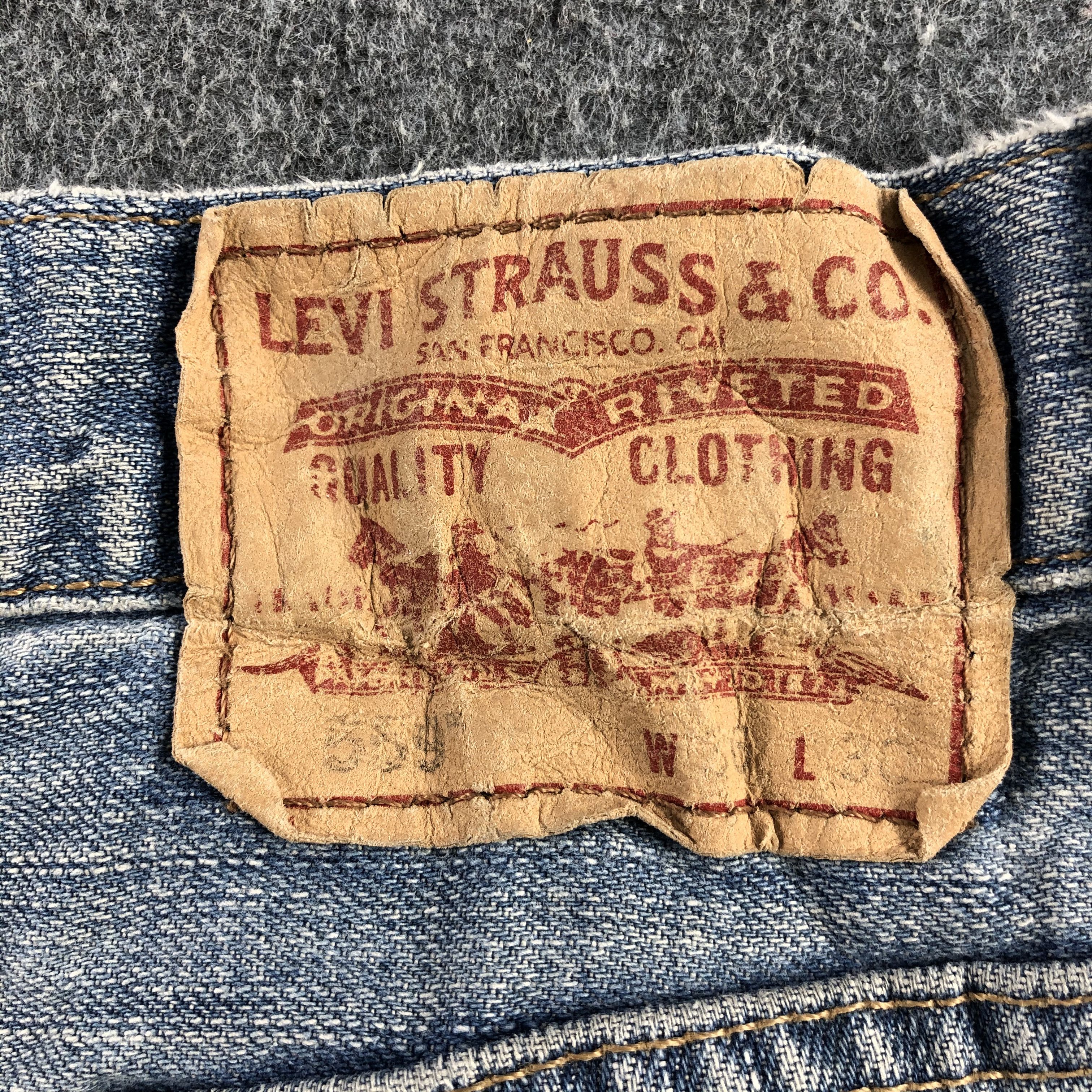 Levi's Vintage Blue Wash Levis 559 Jeans-J2433 Size US 35 - 5 Thumbnail