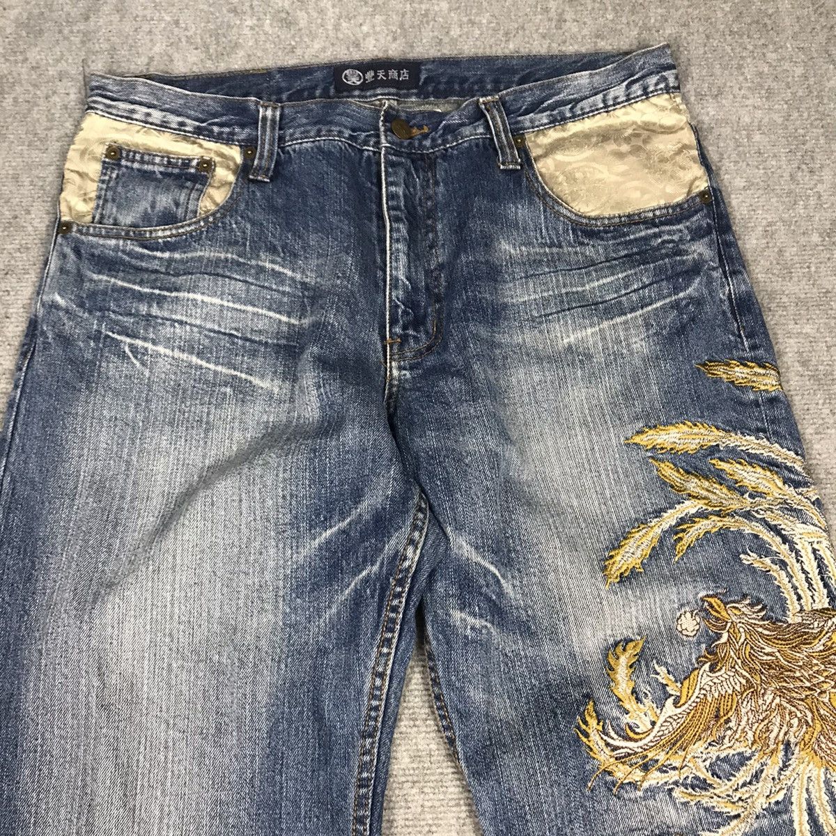 Japanese Brand JAPANESE BRAND EMBROIDERY GARUDA DENIM PANTS Size US 33 - 3 Thumbnail