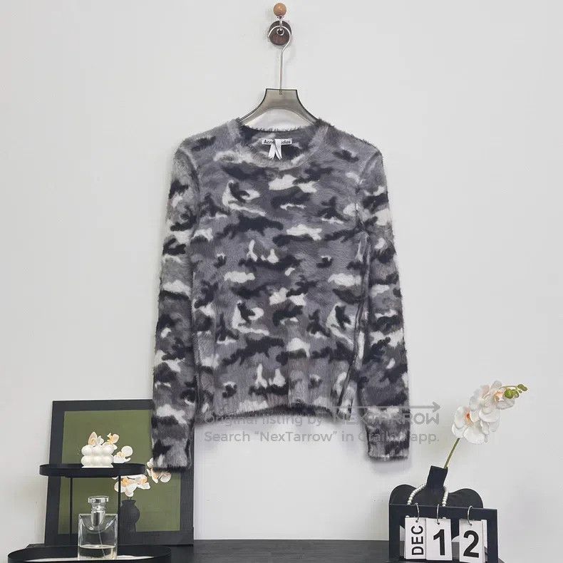 Acne Studios Acne Studios Leopard Print Mohair Sweater Size US S / EU 44-46 / 1 - 1 Thumbnail