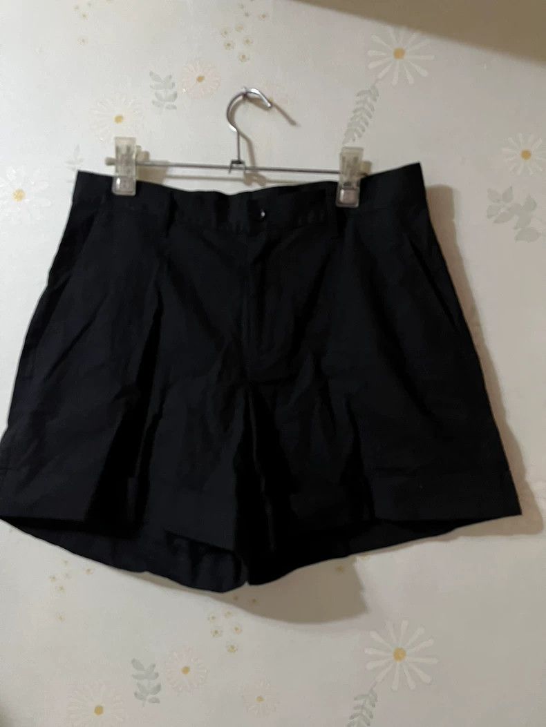 Yohji Yamamoto size 2 Black shorts
