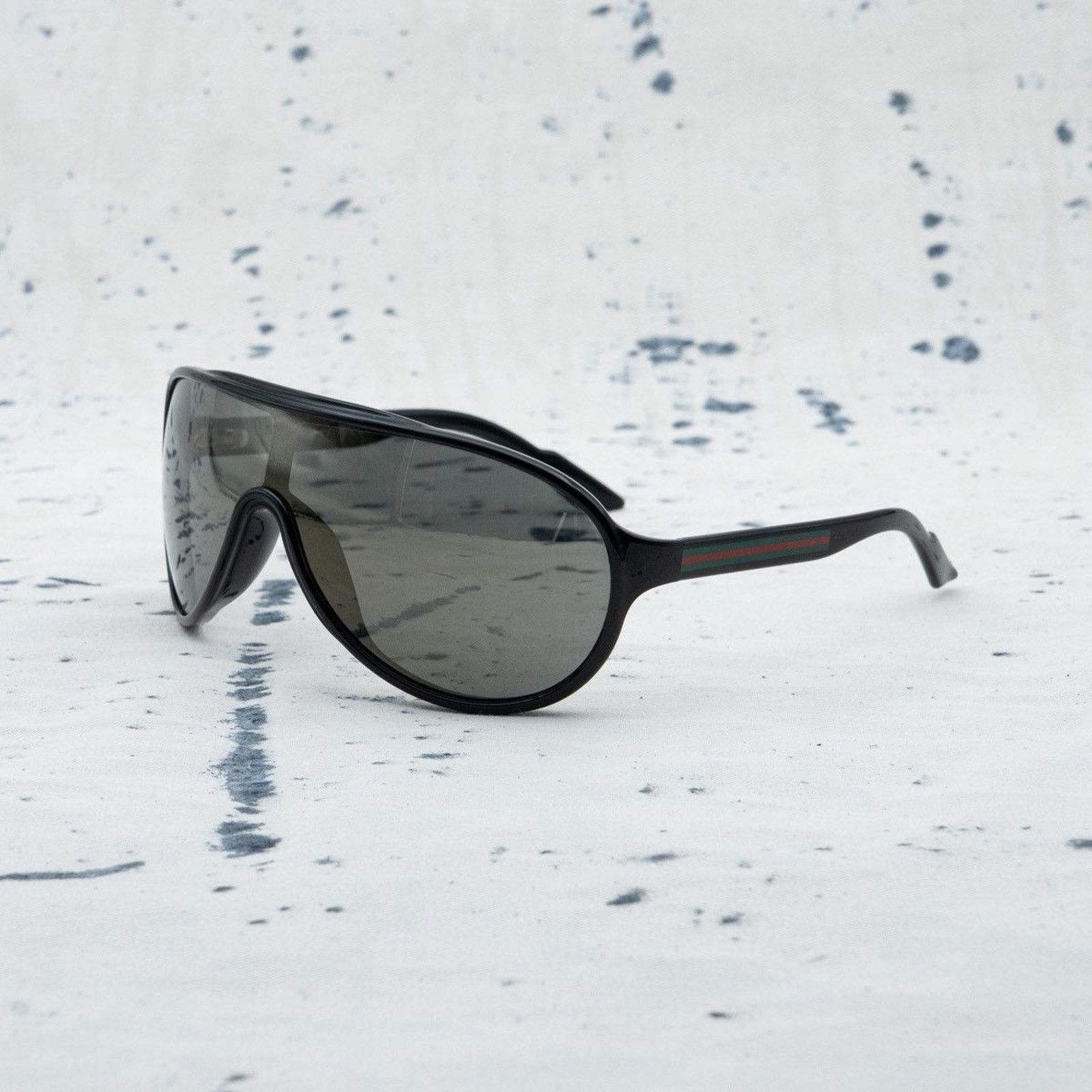 Gucci Gucci Vintage Sunglasses GG1178/S Black | Grailed