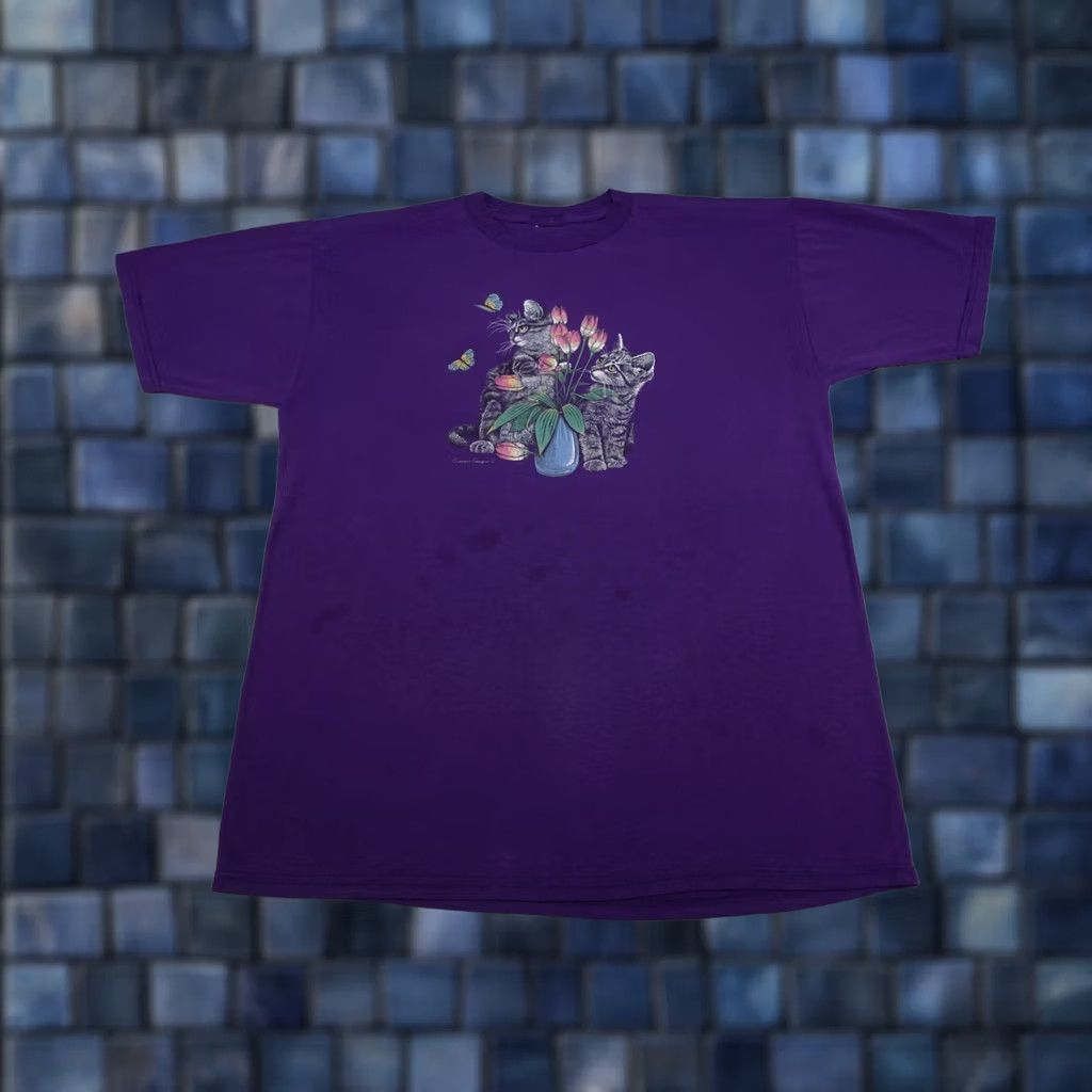 Vintage VINTAGE Cat Shirt Mens XL Purple Butterflies Tulips Flowers Floral Y2K Nature Graphic Print Crew Neck Short Sleeve Size US XL / EU 56 / 4 - 1 Thumbnail