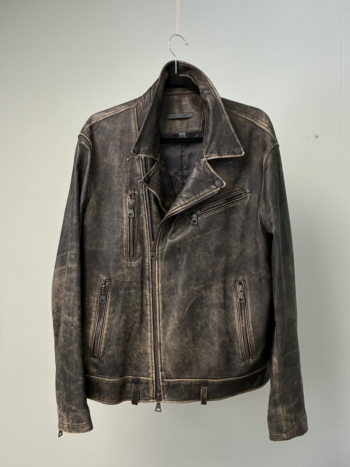 John Varvatos Distressed Leather Chelsea Biker Jacket EU54 USA44 Size US L / EU 52-54 / 3 - 12 Thumbnail