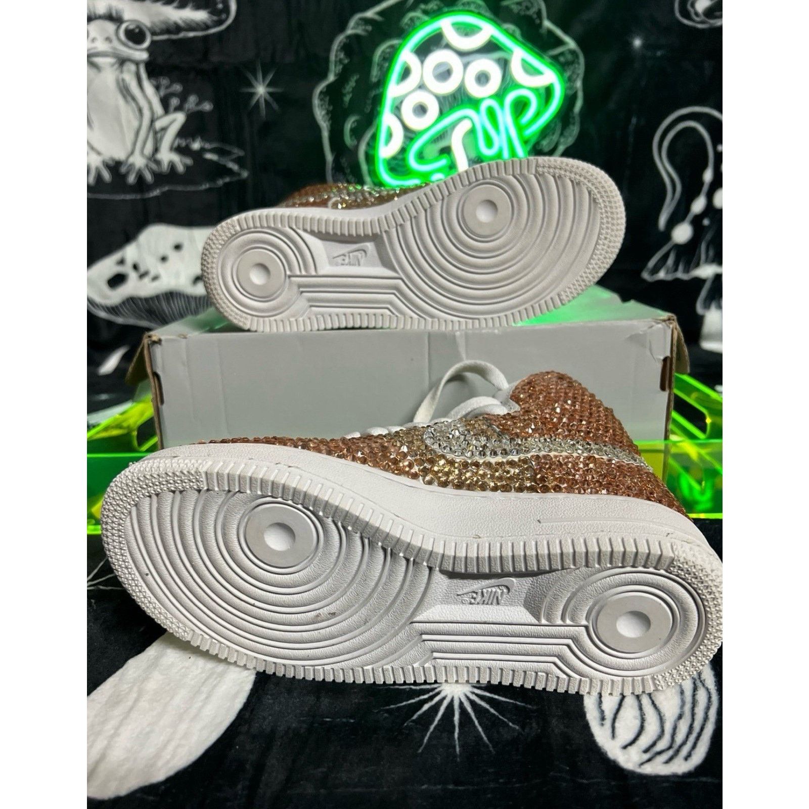 Nike Nike Air Force 1 Mid LE 3.5Y Rhinestone Custom Size US 4.5 / IT 34.5 - 4 Thumbnail