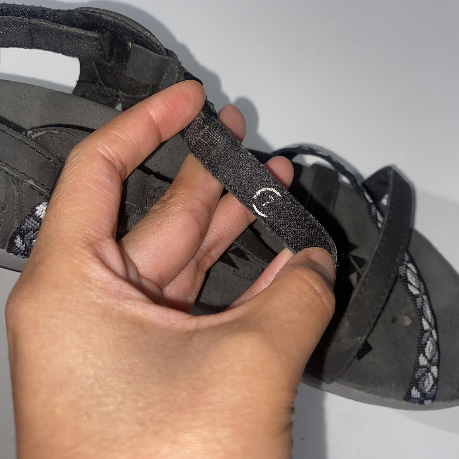 SKECHERS Skechers Women’s Strappy Outdoor Sandals Size 7 Black & Gray Size US 7 / IT 37 - 6 Thumbnail