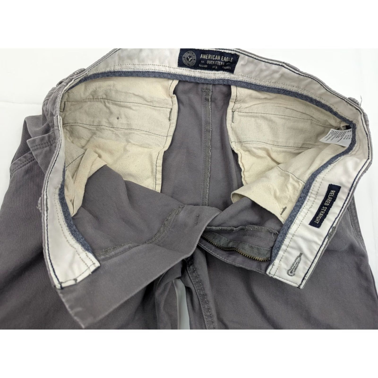 American Eagle Outfitters American Eagle Outfitters Relaxed Straight Chino Pants Men 32 Gray Cotton Blend Size US 32 / EU 48 - 7 Thumbnail