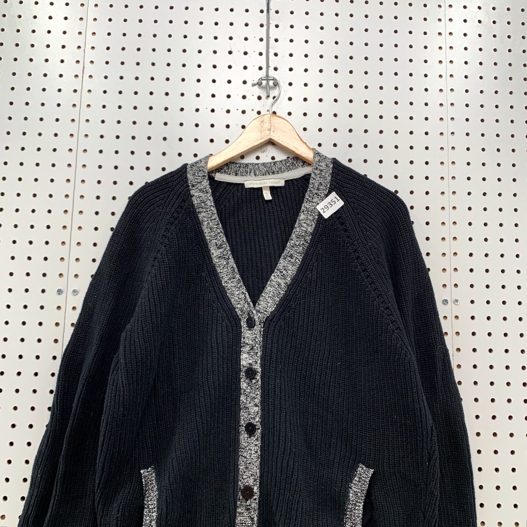 Victoria's Secret VINTAGE Victoria's Secret Cardigan Sweater Womens XS Gray Black Rib Knit Button 24x29 Size XS / US 0-2 / IT 36-38 - 2 Thumbnail