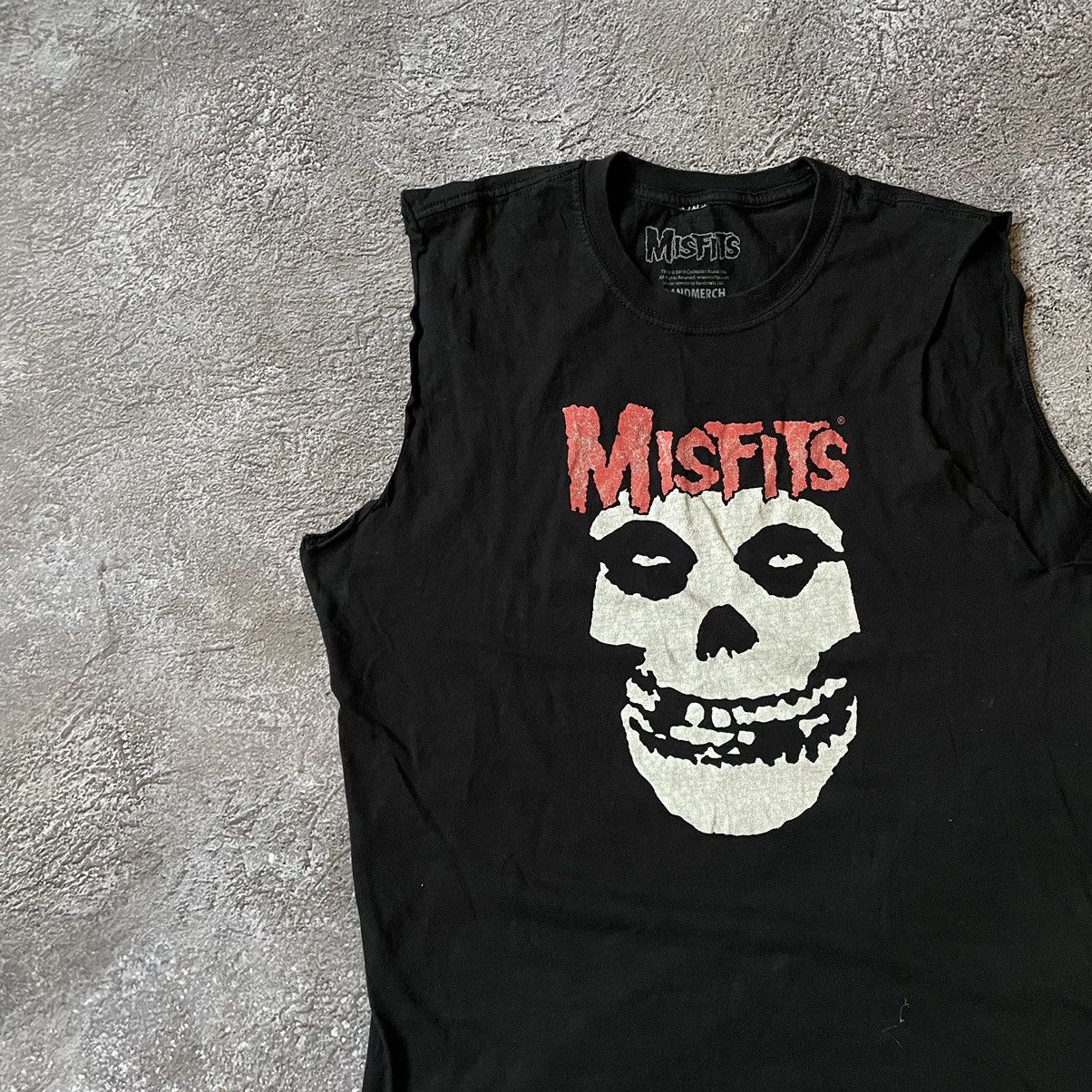 Vintage Vintage Y2K Misfits Graphic Tee Punk Streetwear Baggy Slim M Size US M / EU 48-50 / 2 - 4 Thumbnail