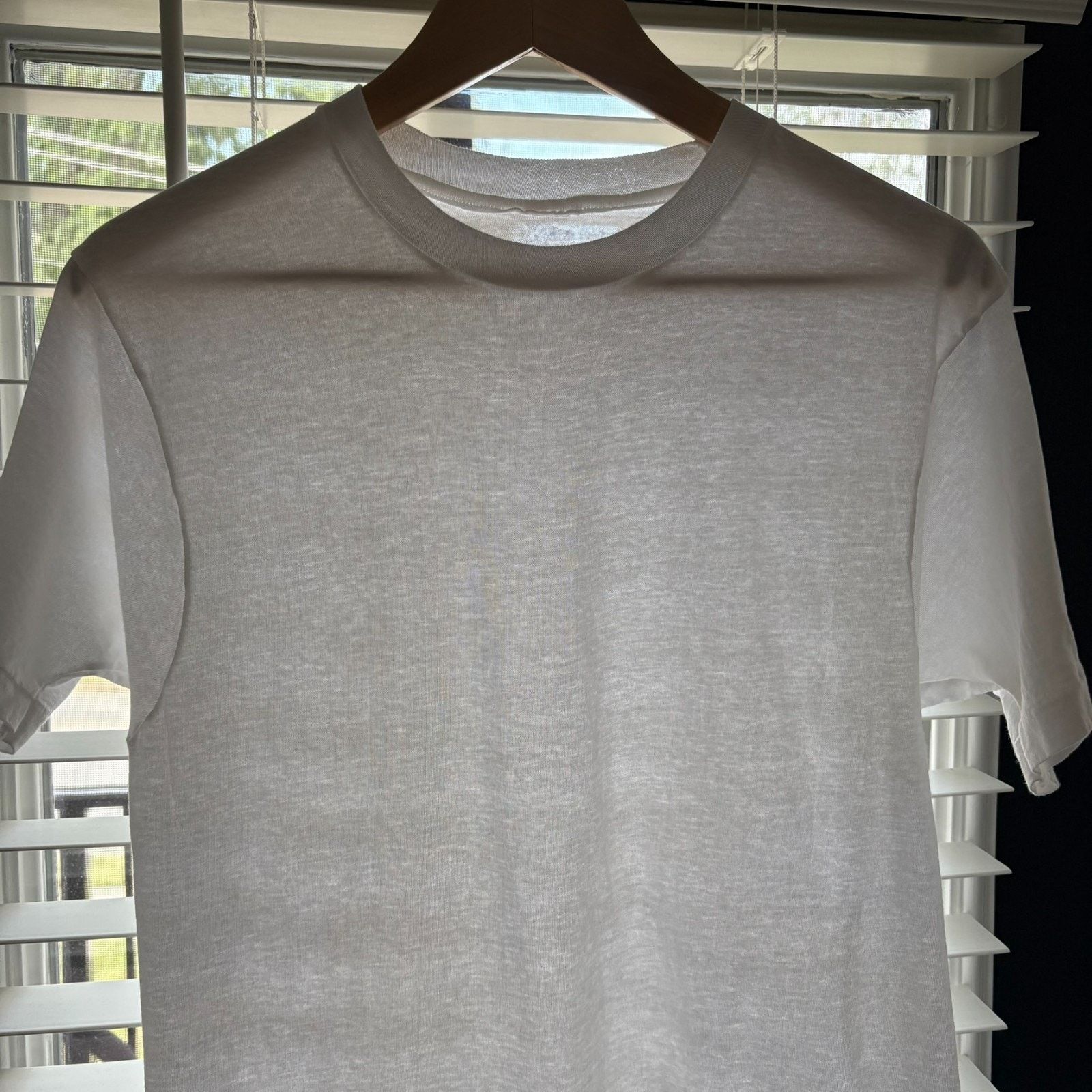 Vintage Vintage 1980s Paper Thin Burnout T-Shirt Size S/M 18x28 Size US S / EU 44-46 / 1 - 2 Thumbnail