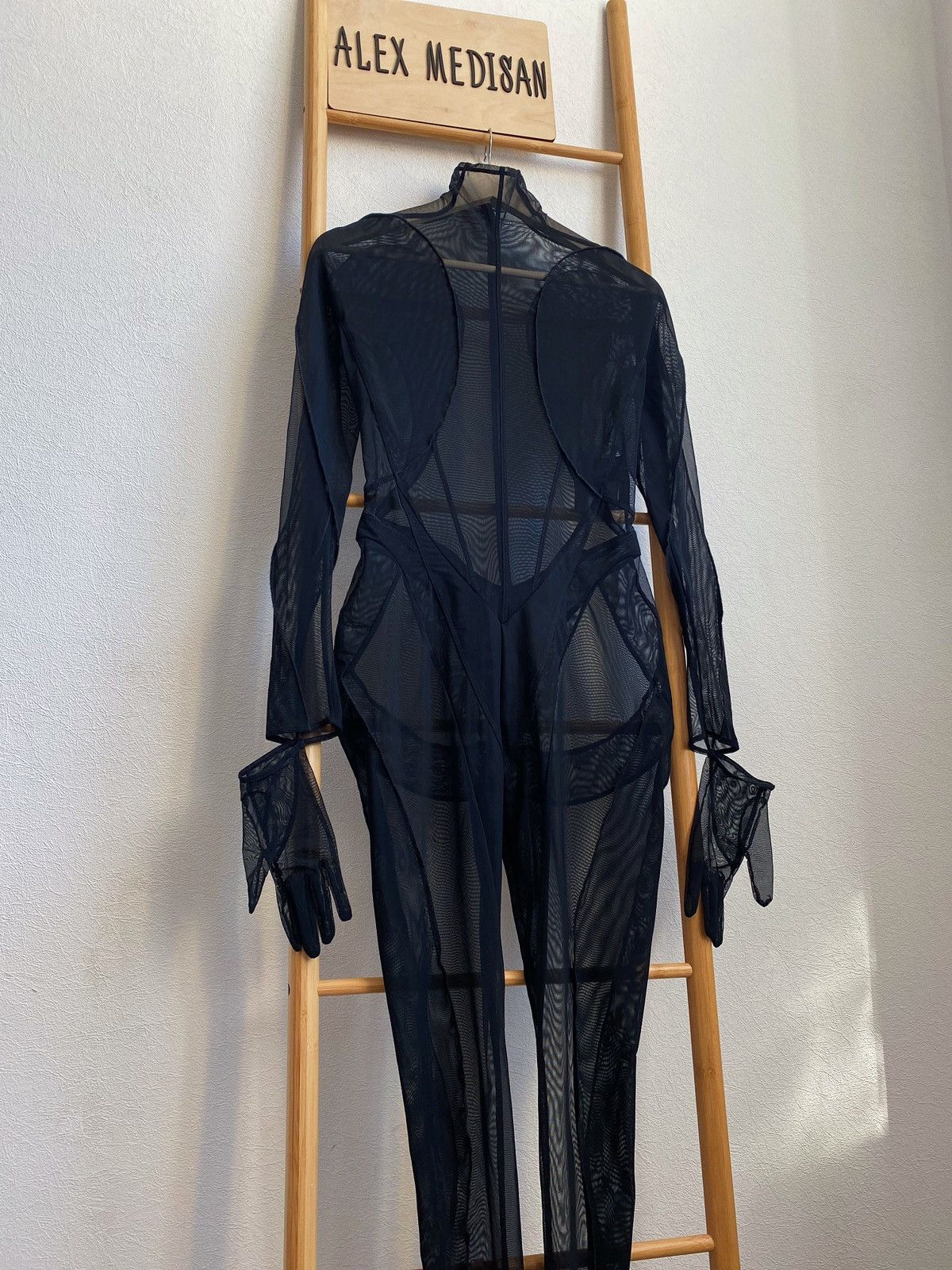 Mugler Mugler x H&M Spiral Panel Catsuit Size M Size M / US 6-8 / IT 42-44 - 3 Thumbnail