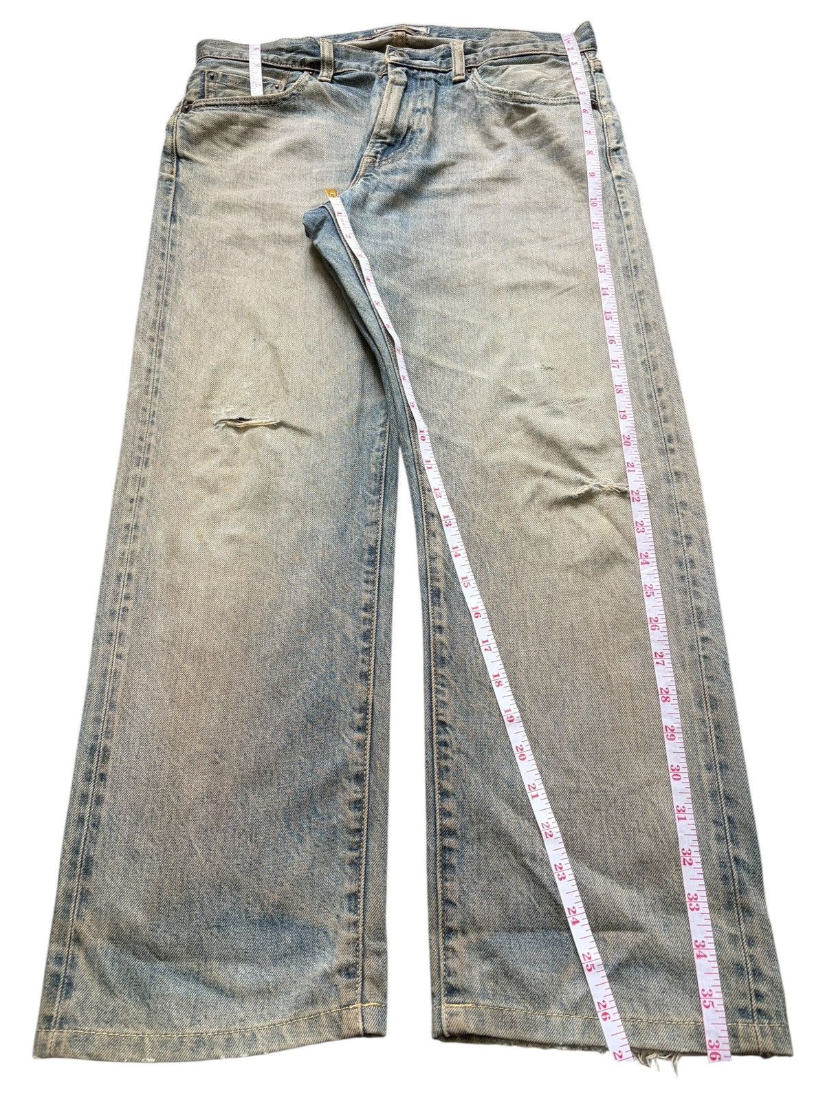 Uniqlo Vintage Uniqlo Selvedge Mud Wash Distressed Jeans Size US 31 - 7 Thumbnail