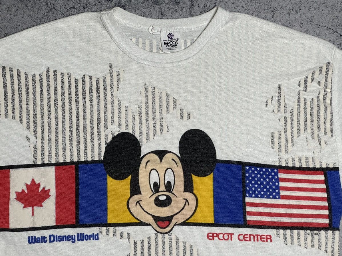 Disney Vintage 1982 Mickey Mouse Walt Disney World Epcot Flag Tee Size US M / EU 48-50 / 2 - 4 Thumbnail