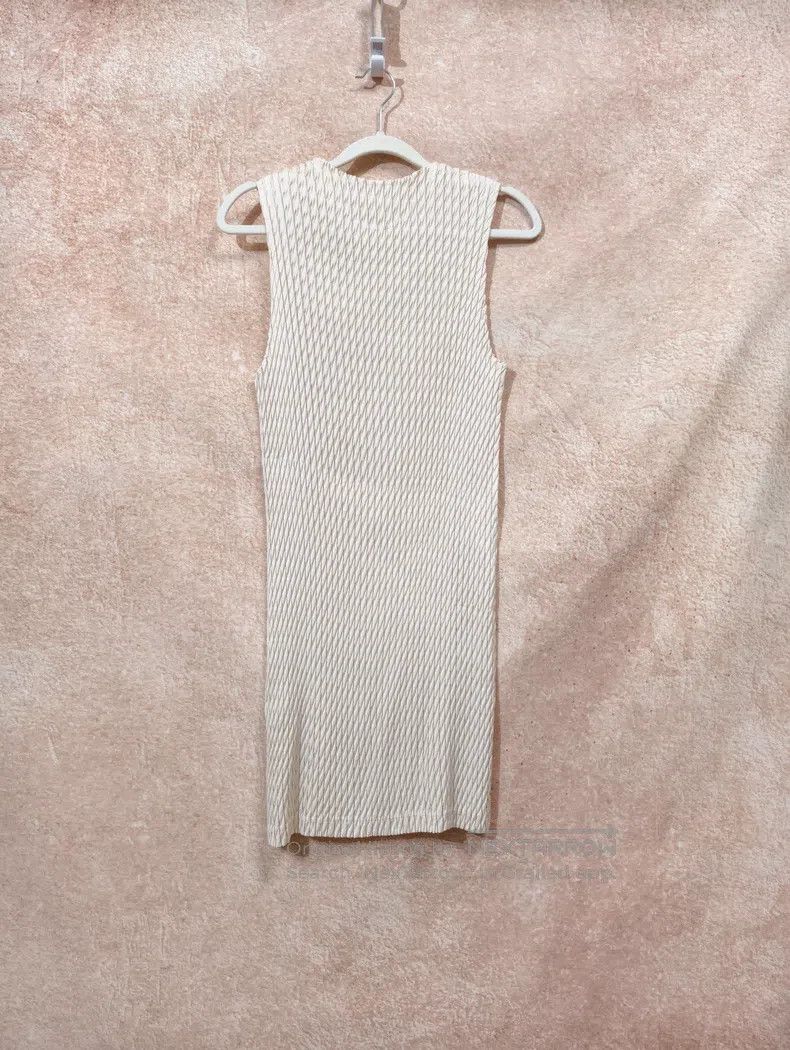 Issey Miyake Issey Miyake Main Line Fish Scale Slip Dress Size M / US 6-8 / IT 42-44 - 4 Thumbnail