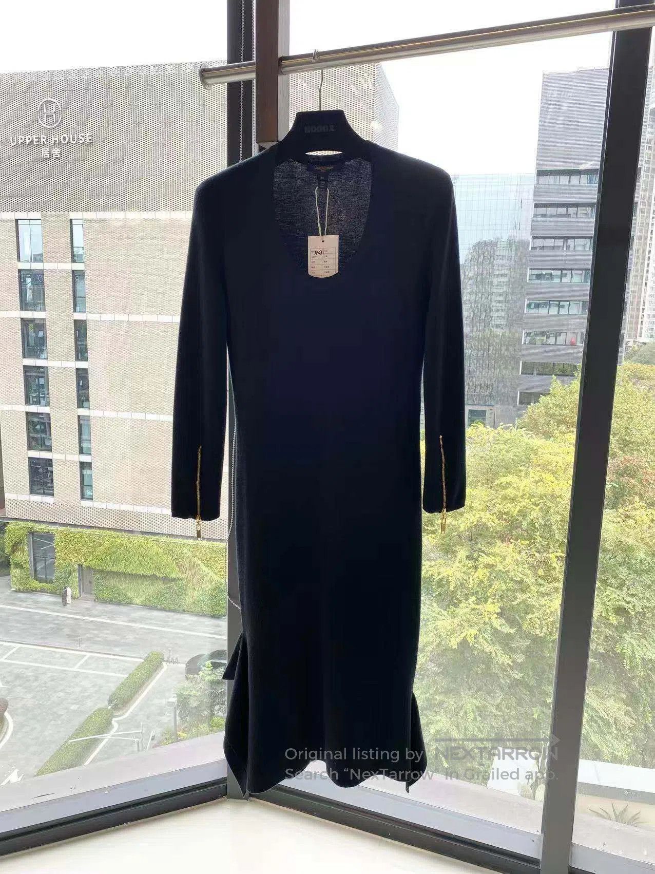 Louis Vuitton Louis Vuitton Knitted stretch long-sleeved dress| Size M / US 6-8 / IT 42-44 - 2 Thumbnail