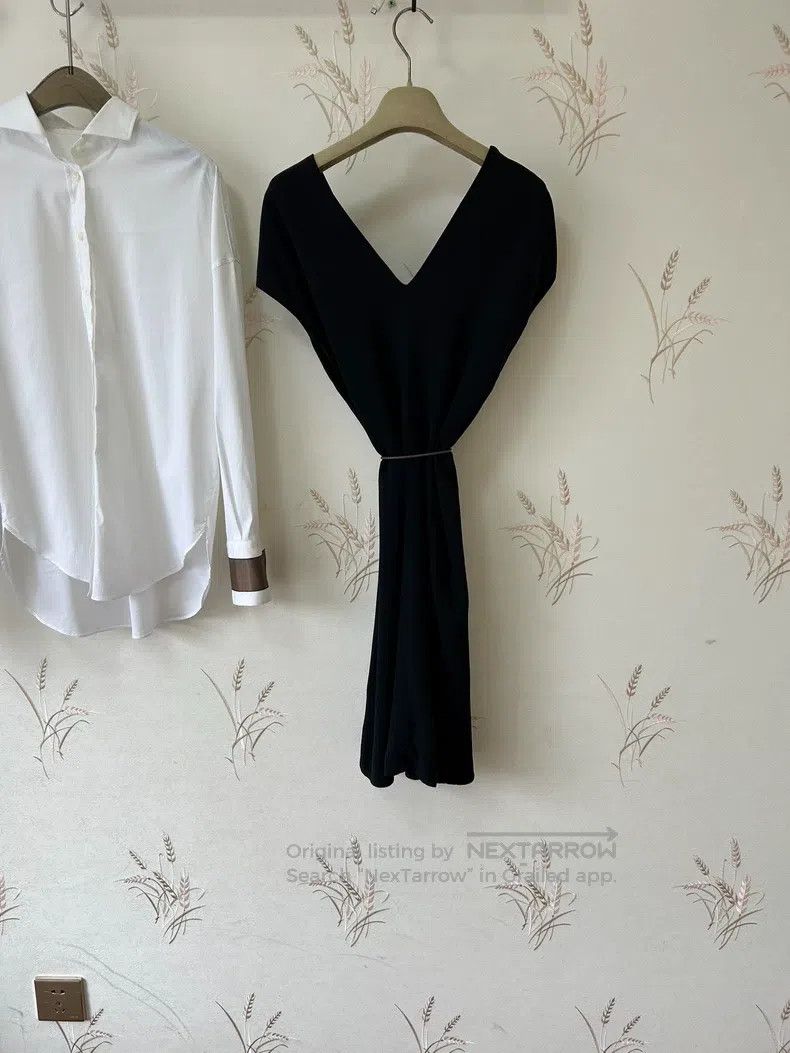The Row The Row Black V-neck dress Size S / US 4 / IT 40 - 2 Thumbnail