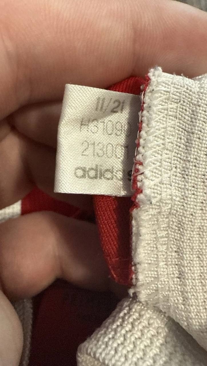 Adidas R.VARANE Manchester United 2021/22 Adidas Soccer Jersey Size US XL / EU 56 / 4 - 22 Thumbnail