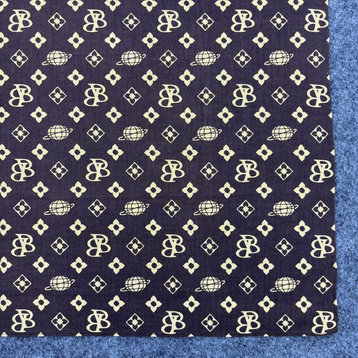 Beams Plus × Vintage Handkerchief # E014 # Bandana # Neckerchief Size ONE SIZE - 4 Thumbnail