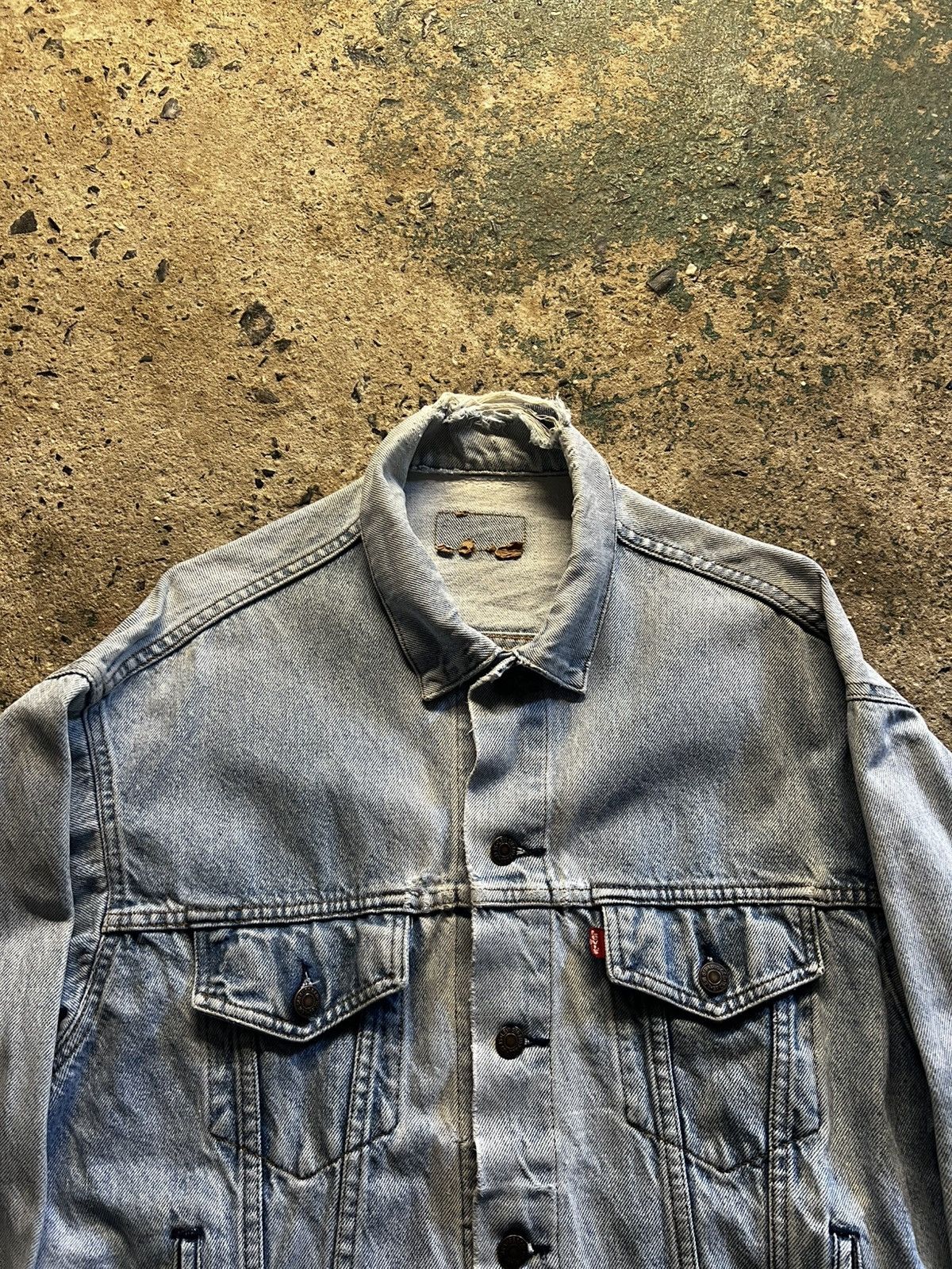 Levi's × Vintage Vintage 80s/90s Levi's Jean Jacket Faded Blue Size Medium Size US M / EU 48-50 / 2 - 3 Thumbnail