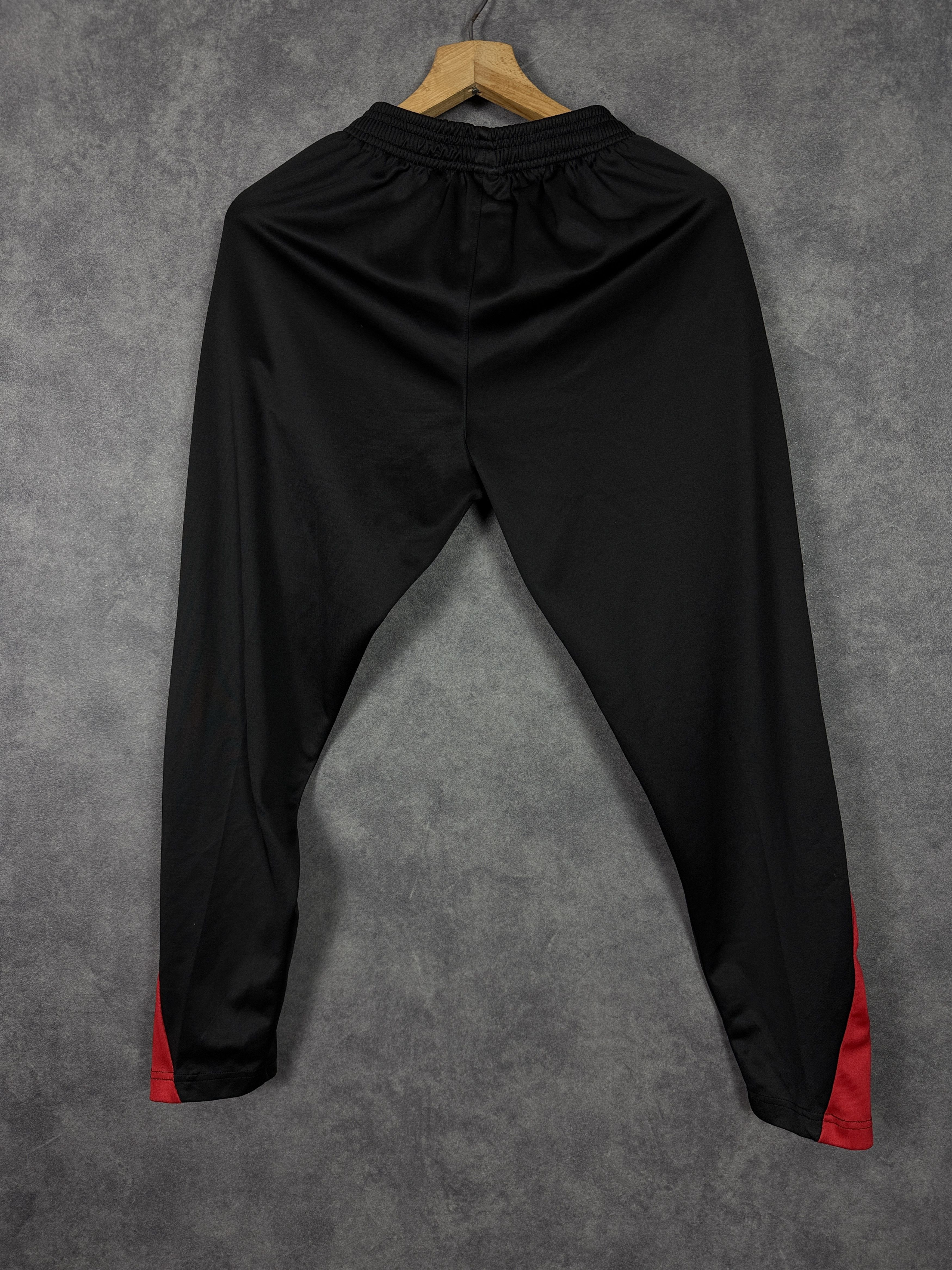 Nike Nike Portugal national team sports pants mini logo swoosh Size US 32 / EU 48 - 6 Thumbnail