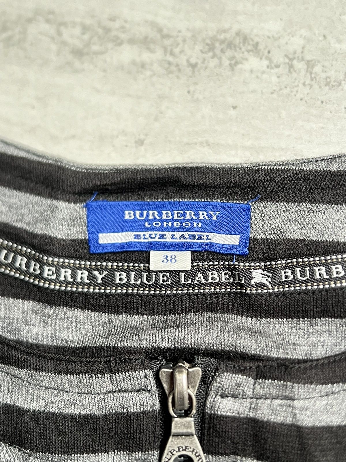 Burberry BURBERRY Striped Midi Dress Size XS / US 0-2 / IT 36-38 - 16 Thumbnail