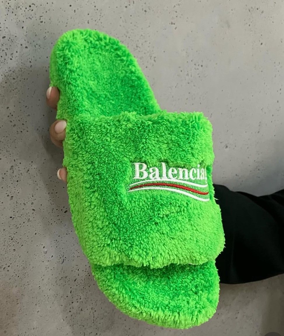 Balenciaga furry open mule green Size US 7 / EU 40 - 1 Preview