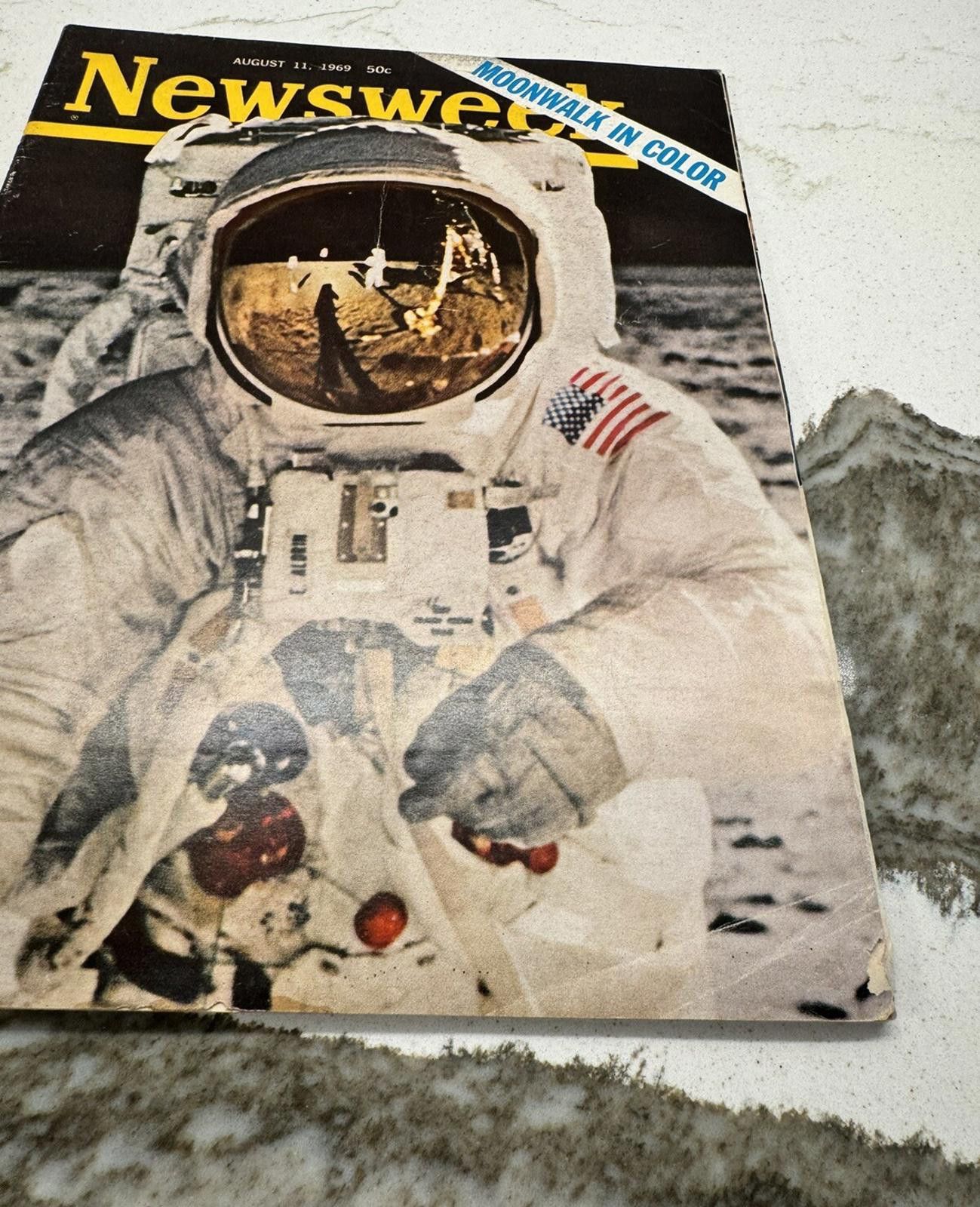 Designer RARE Historic Newsweek August 11 1969 Aug Moonwalk Apollo 11 Size ONE SIZE - 3 Thumbnail