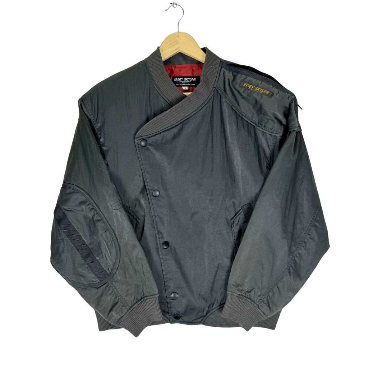 Issey Miyake 🔥80s ISSEY MIYAKE SKYLINE STUDIO BOMBER SNAP BUTTON JACKET Size US M / EU 48-50 / 2 - 6 Thumbnail