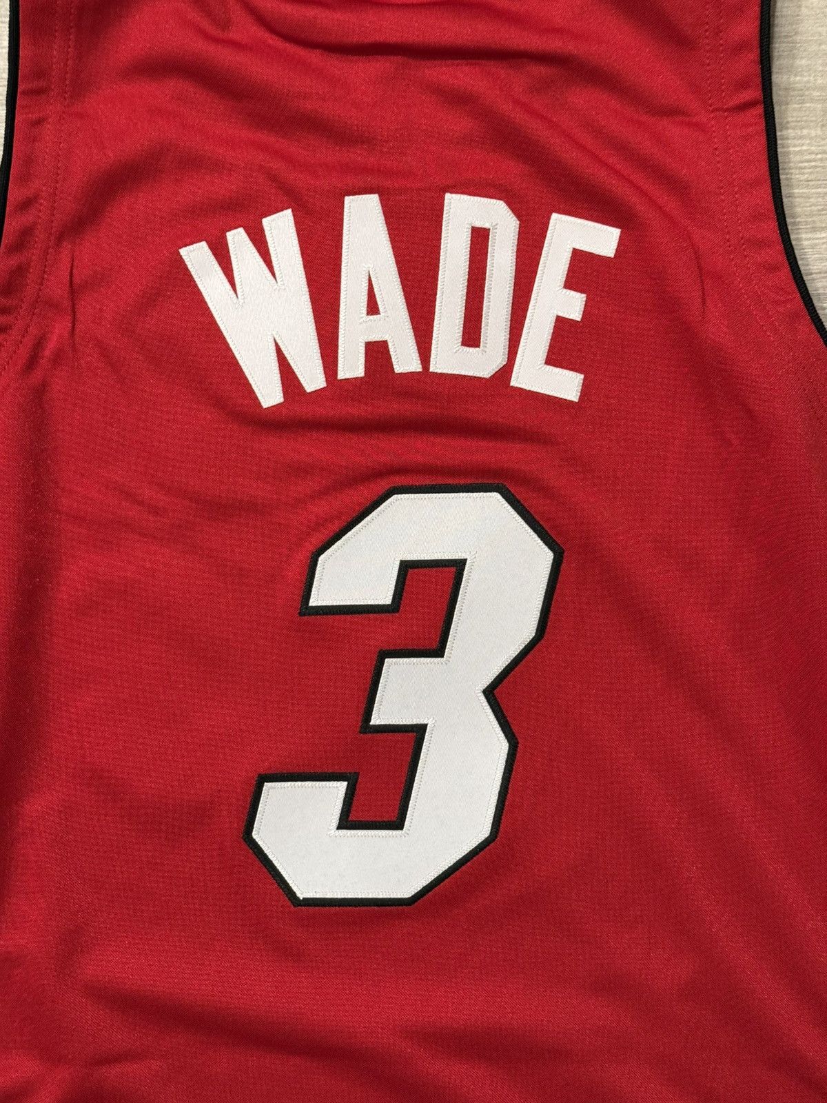 Mitchell & Ness Mitchell & Ness Dwyane Wade Miami Heat Authentic Jersey 44 L Size US L / EU 52-54 / 3 - 11 Thumbnail