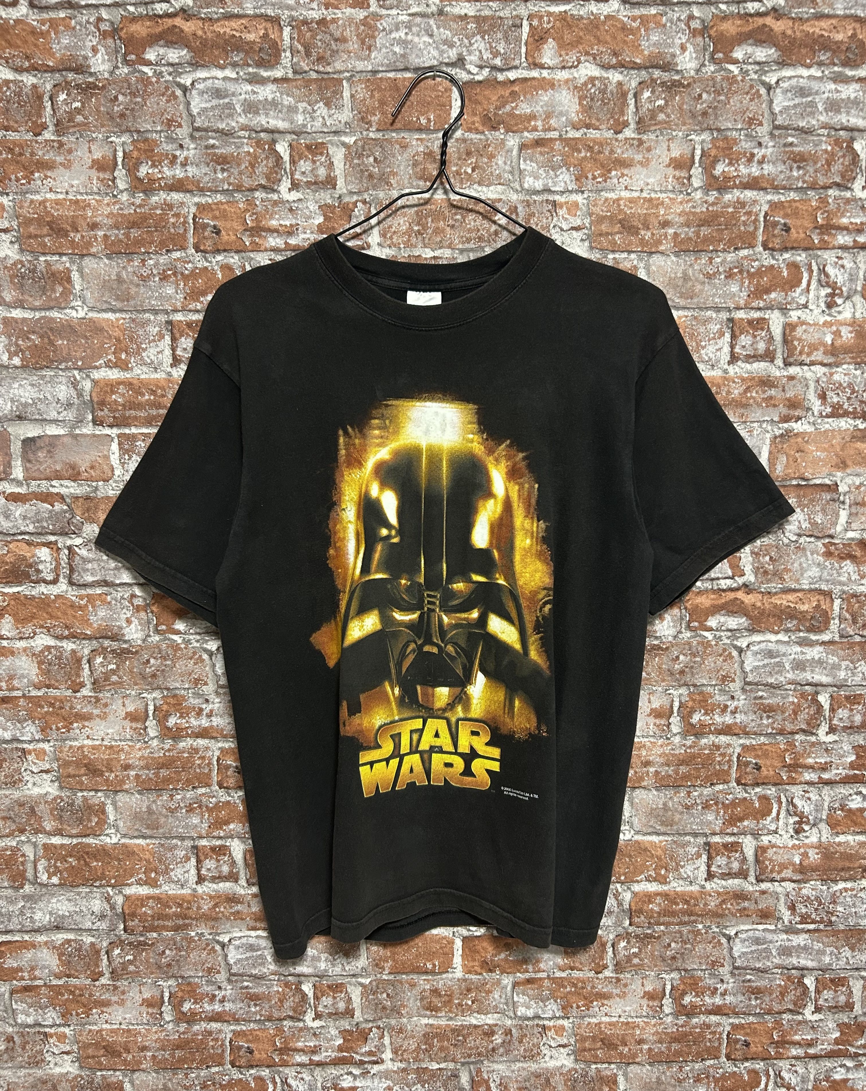 Vintage Vintage 2005 Star Wars Movie Darth Vader T-shirt Size US S / EU 44-46 / 1 - 1 Thumbnail